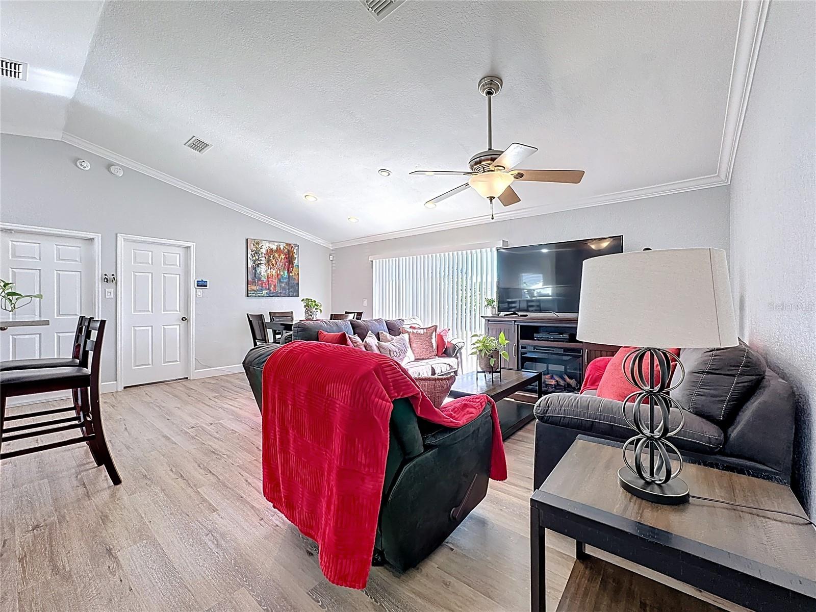 Image 14 of 47 For 203 Magellan Drive