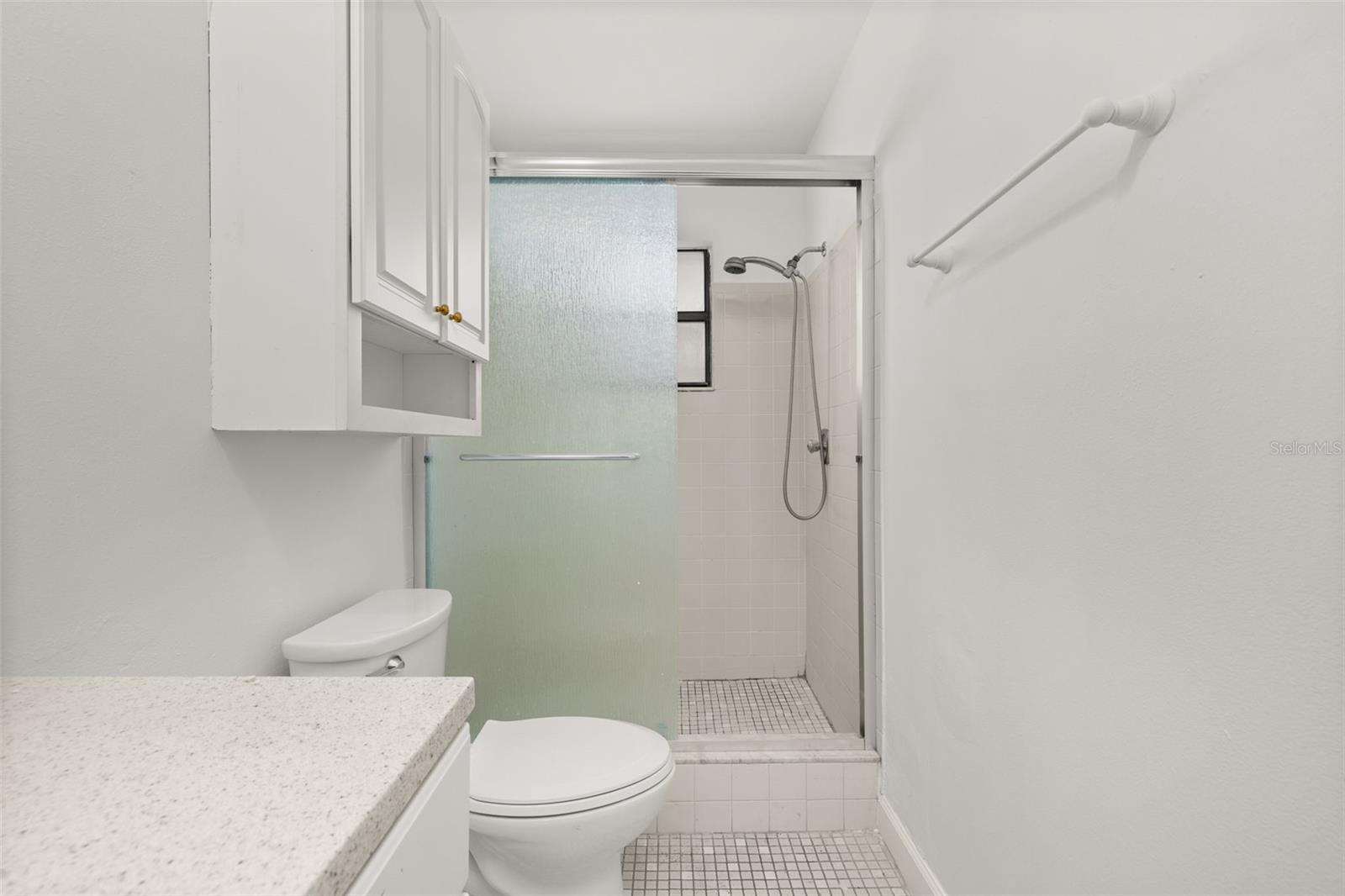 Image 31 of 33 For 522 Boxelder Avenue