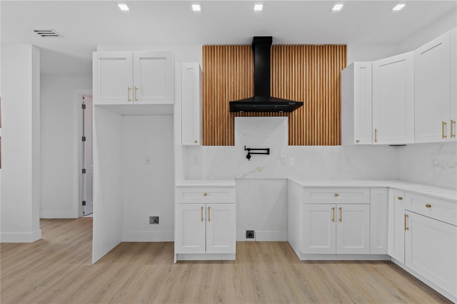 Image 11 of 25 For 104 Lavender Avenue