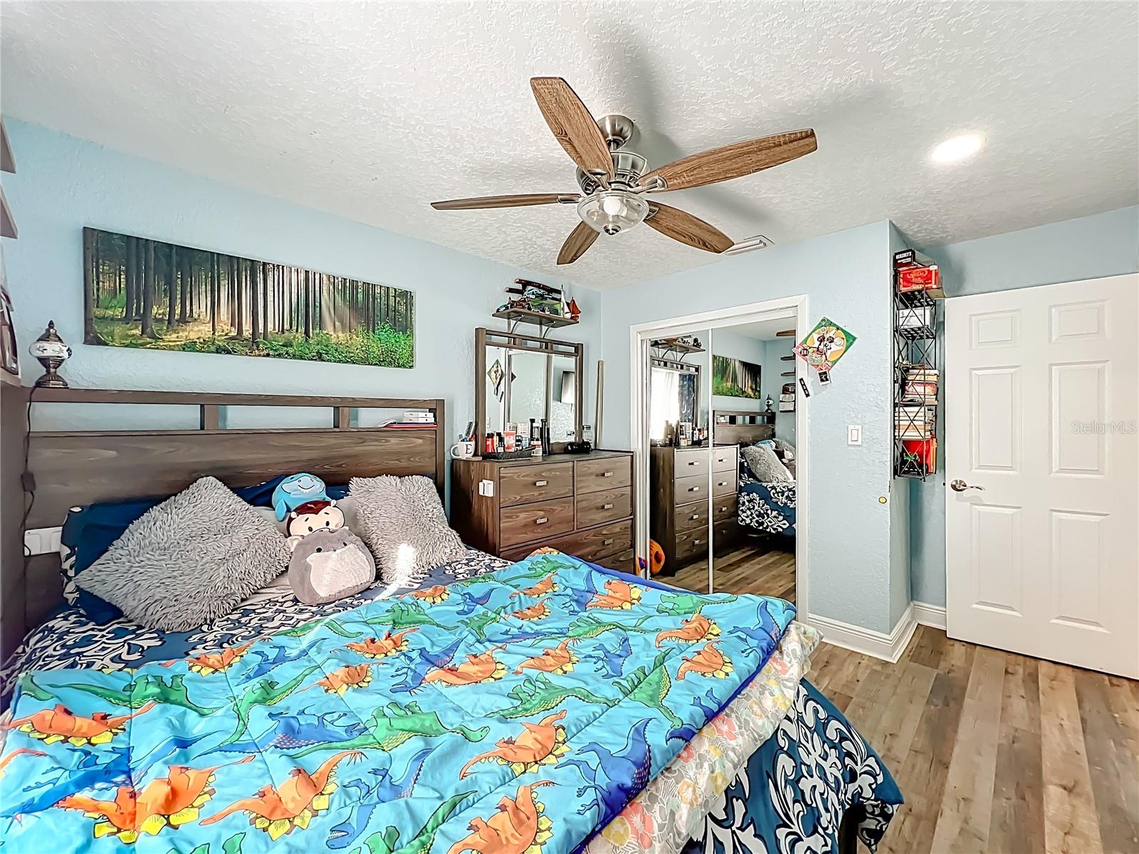 Image 43 of 79 For 1395 Emerald Drive