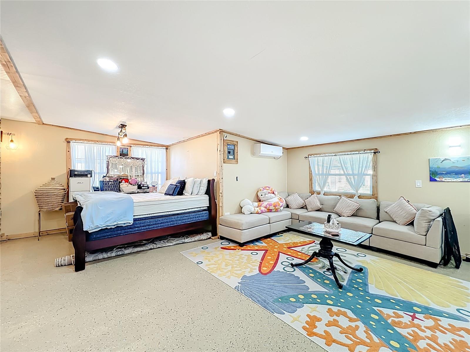 Image 46 of 79 For 1395 Emerald Drive