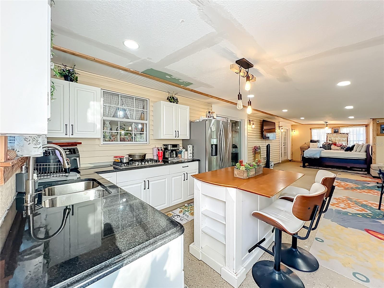 Image 49 of 79 For 1395 Emerald Drive