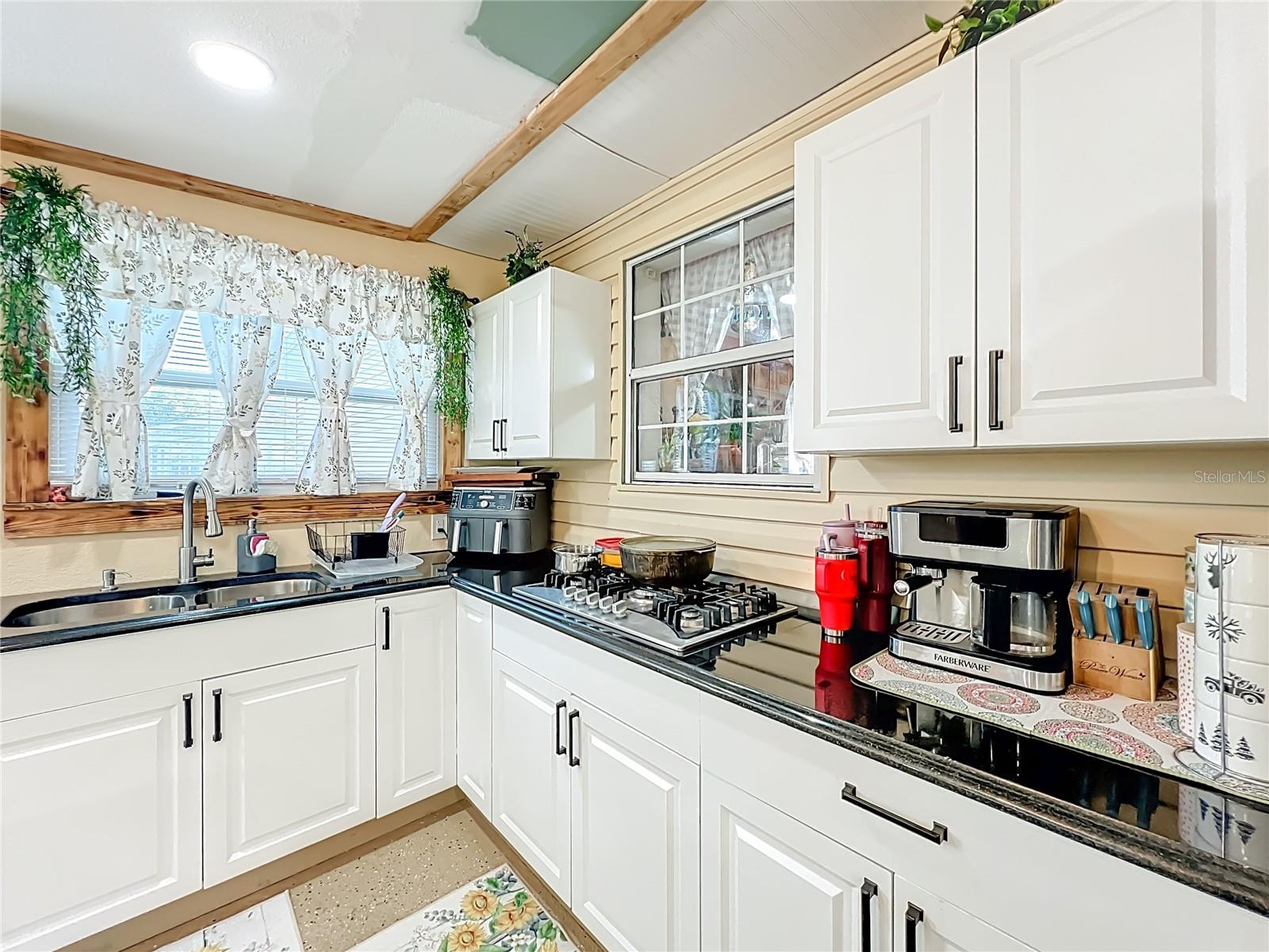 Image 51 of 79 For 1395 Emerald Drive