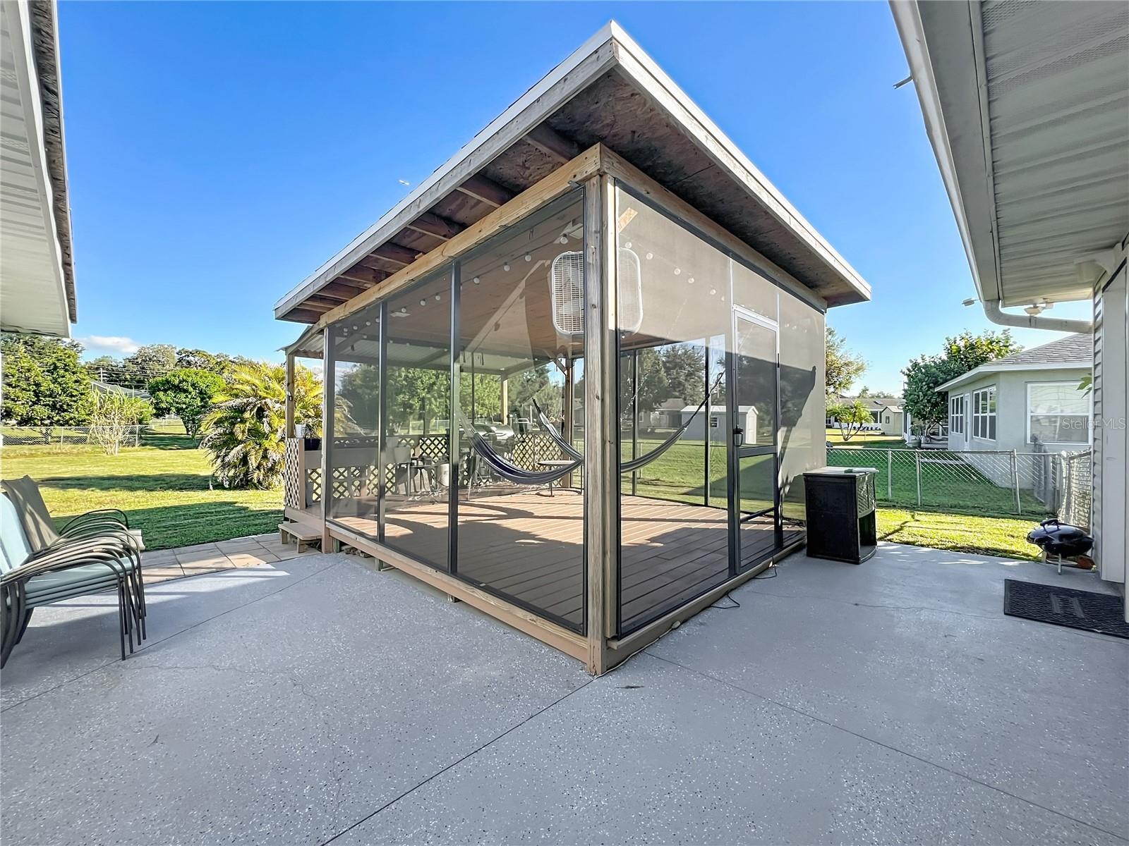 Image 57 of 79 For 1395 Emerald Drive