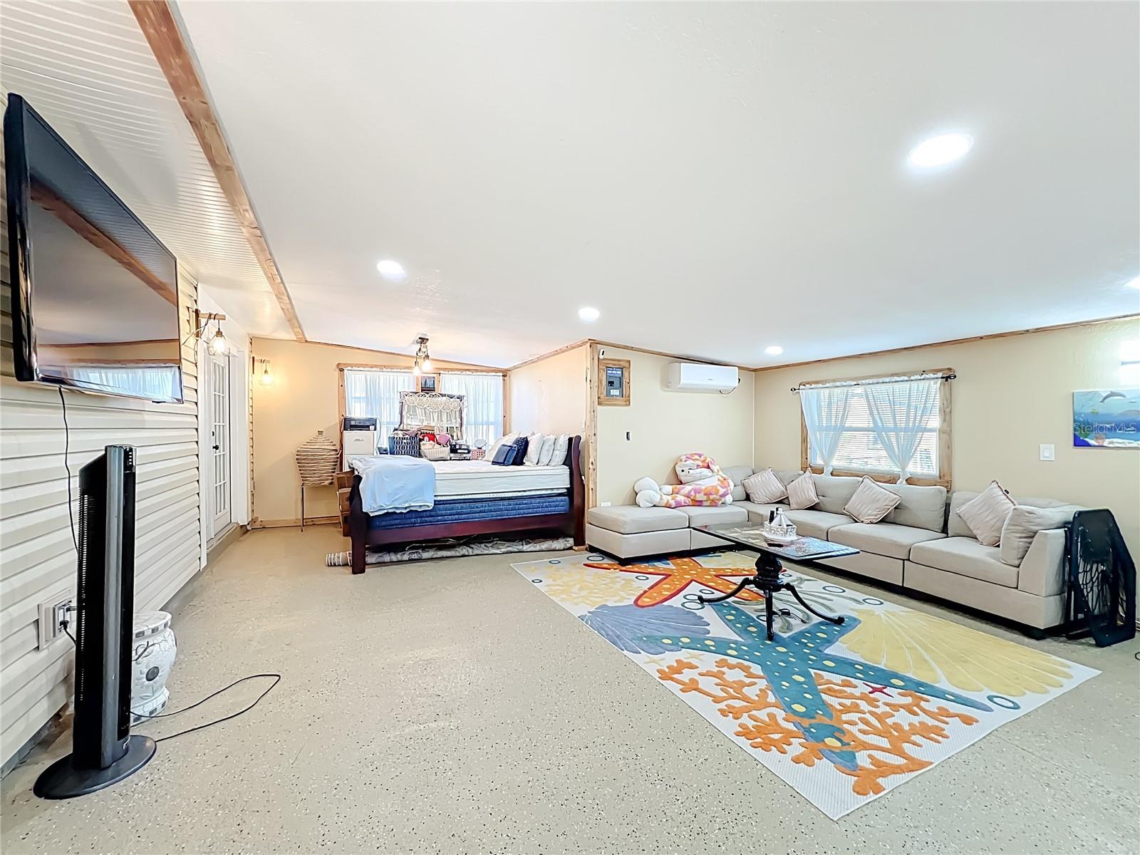 Image 60 of 79 For 1395 Emerald Drive