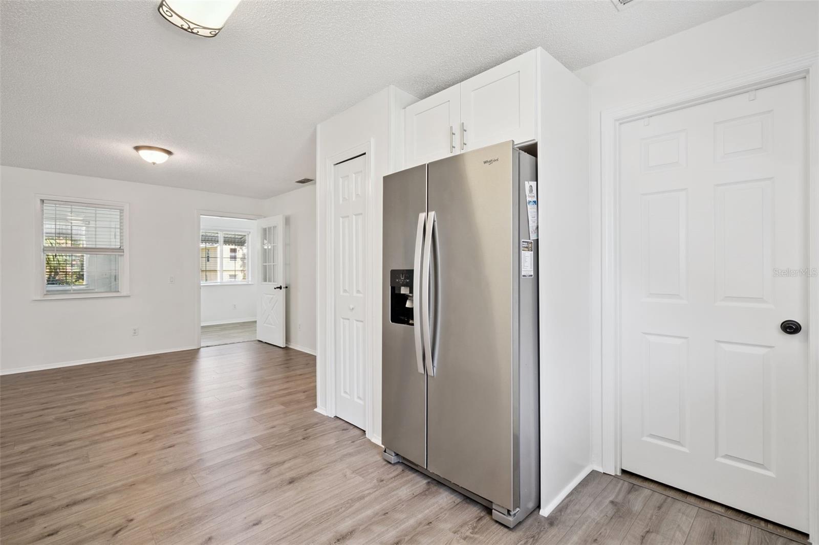 Image 11 of 48 For 507 Oakland Avenue