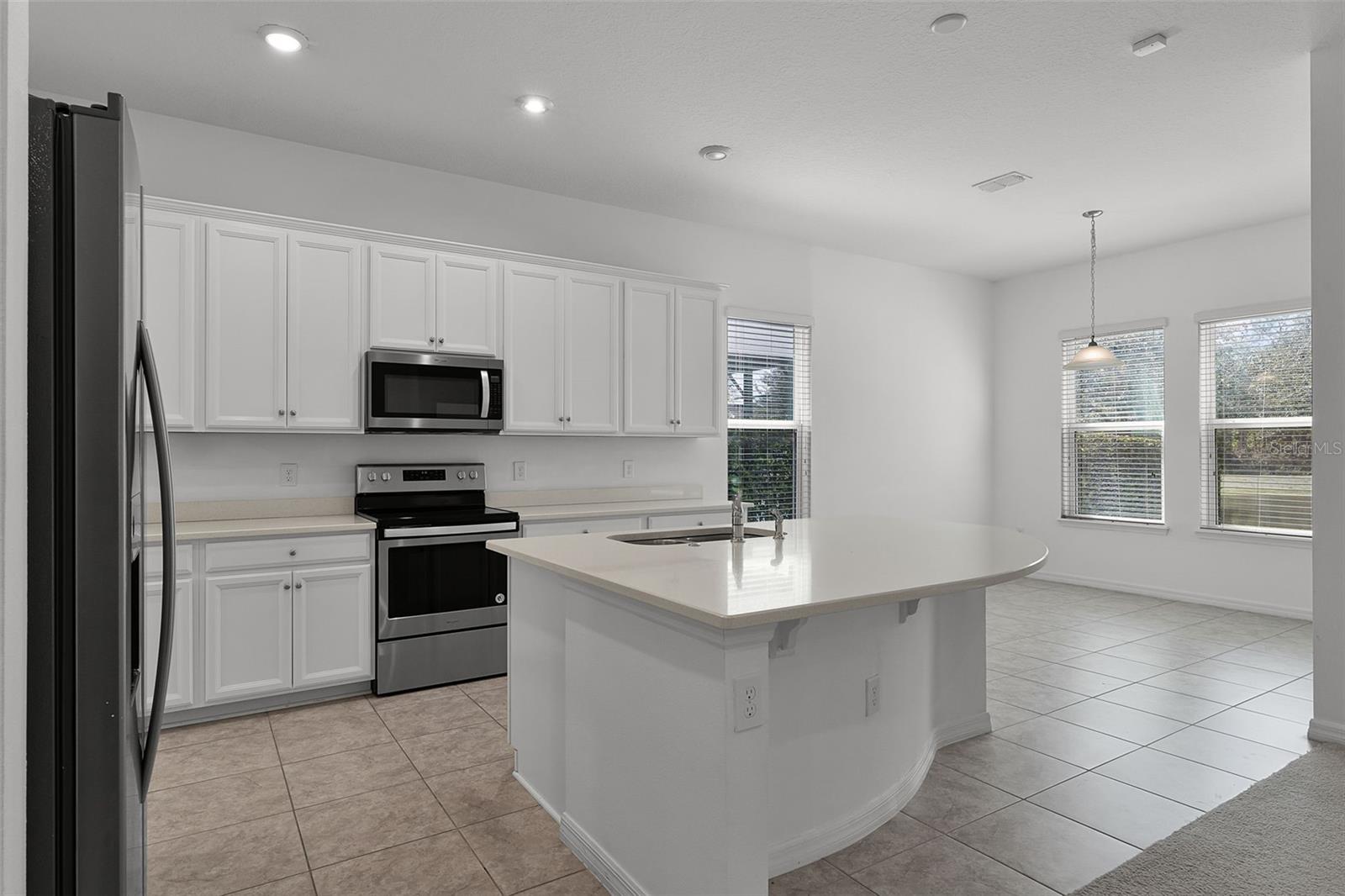 Image 10 of 34 For 12676 Salomon Cove Drive