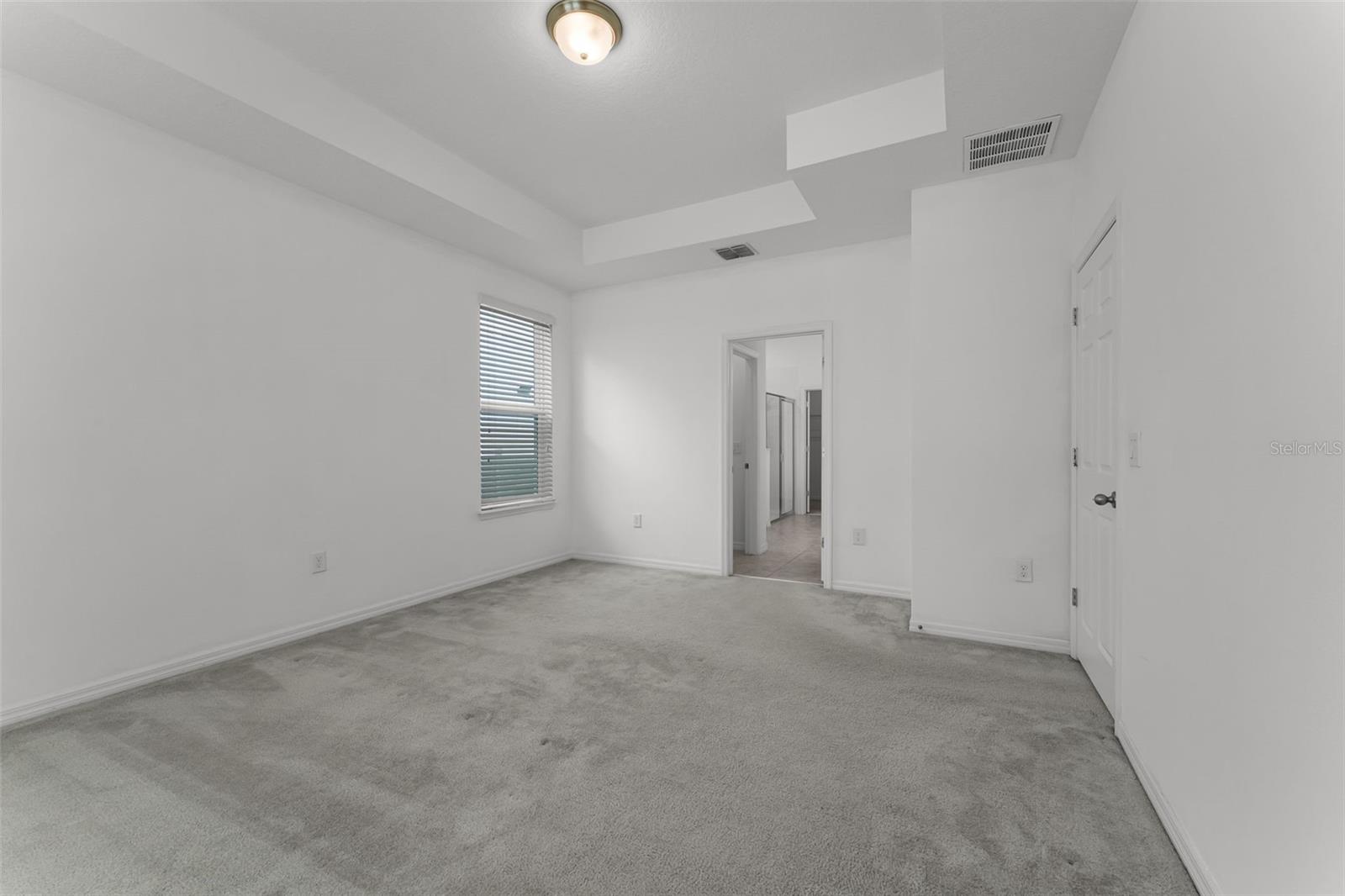 Image 14 of 34 For 12676 Salomon Cove Drive