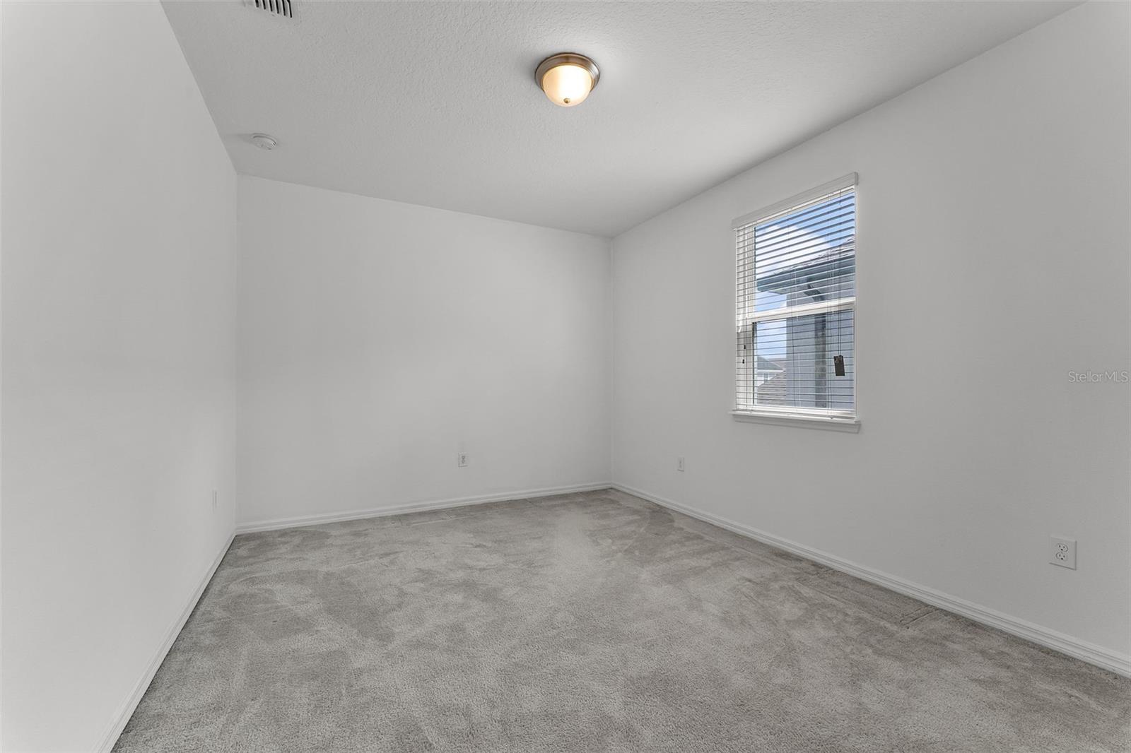 Image 28 of 34 For 12676 Salomon Cove Drive