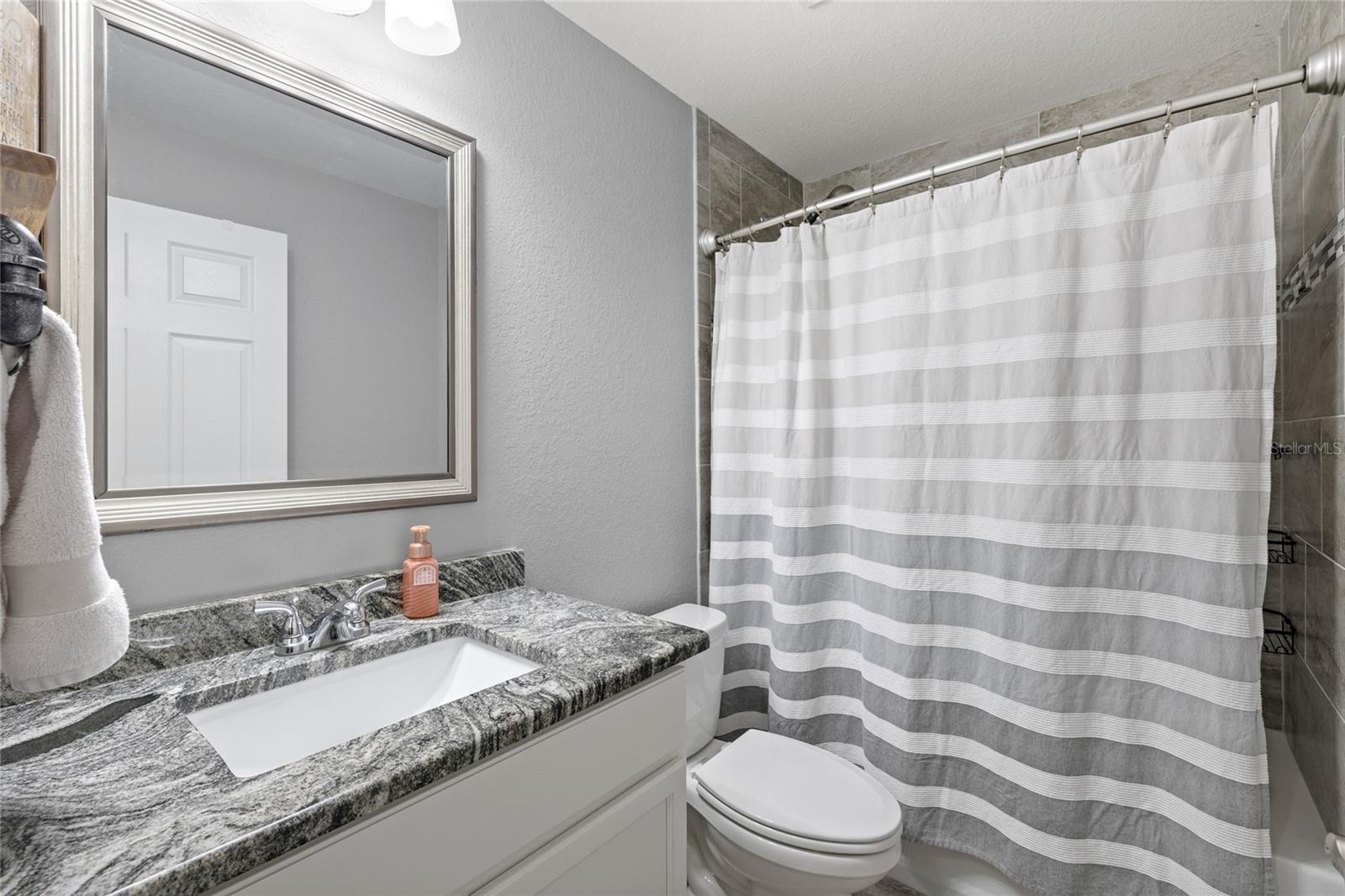 Listing photo id 17 for 163 Marion Oaks Pass