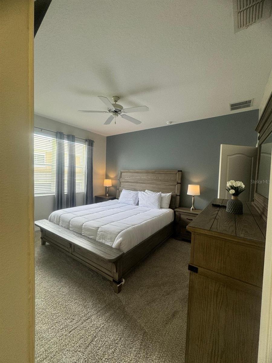 Image 11 of 20 For 326 Chelsea Drive