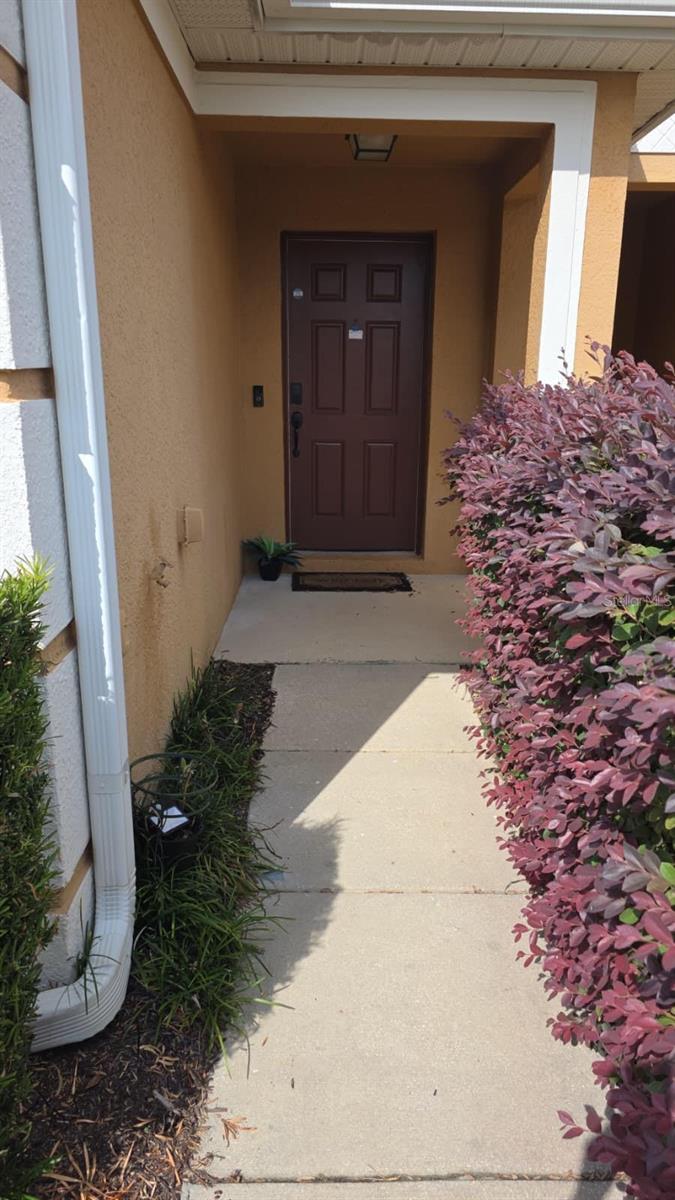 Image 3 of 20 For 326 Chelsea Drive