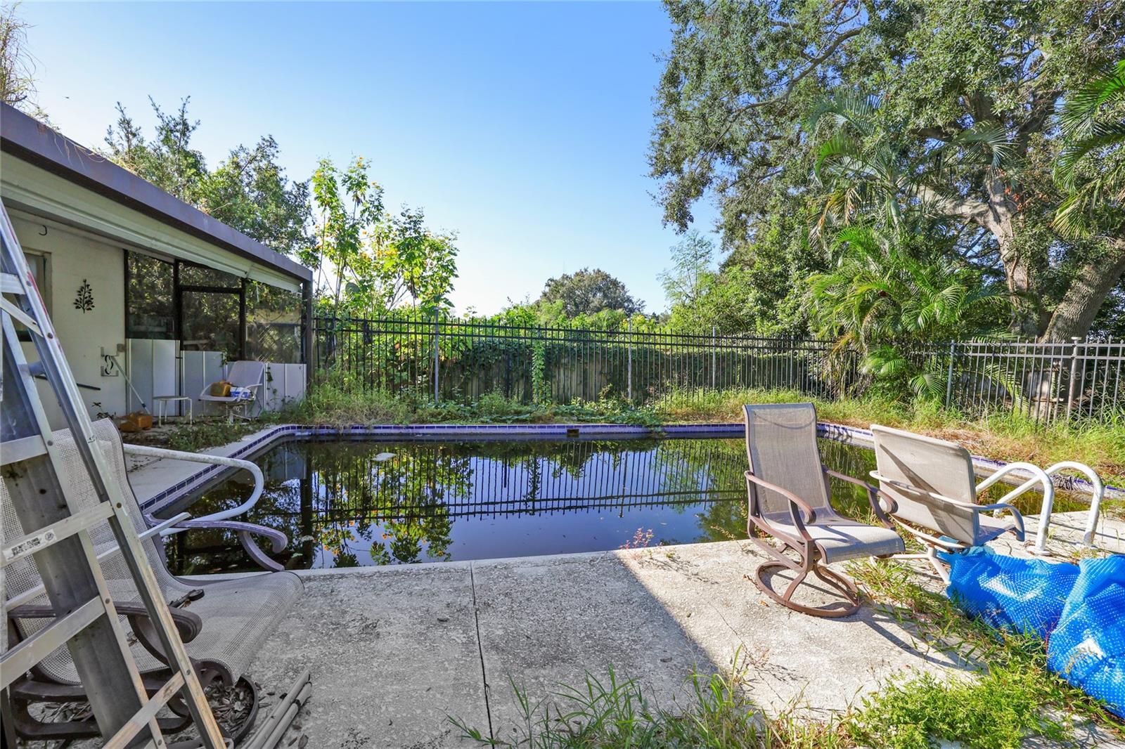 Image 5 of 9 For 245 16th Street Ne