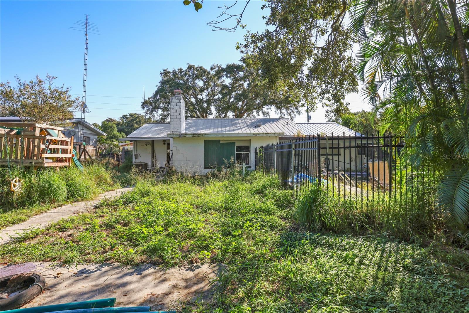 Image 7 of 9 For 245 16th Street Ne