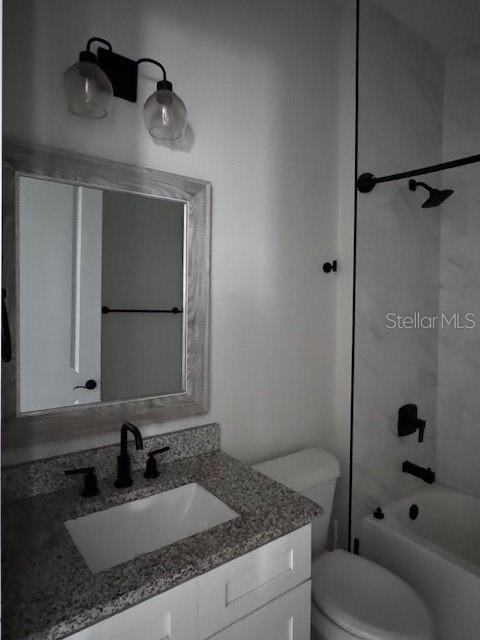 Image 15 of 26 For 2061 19th Avenue Sw