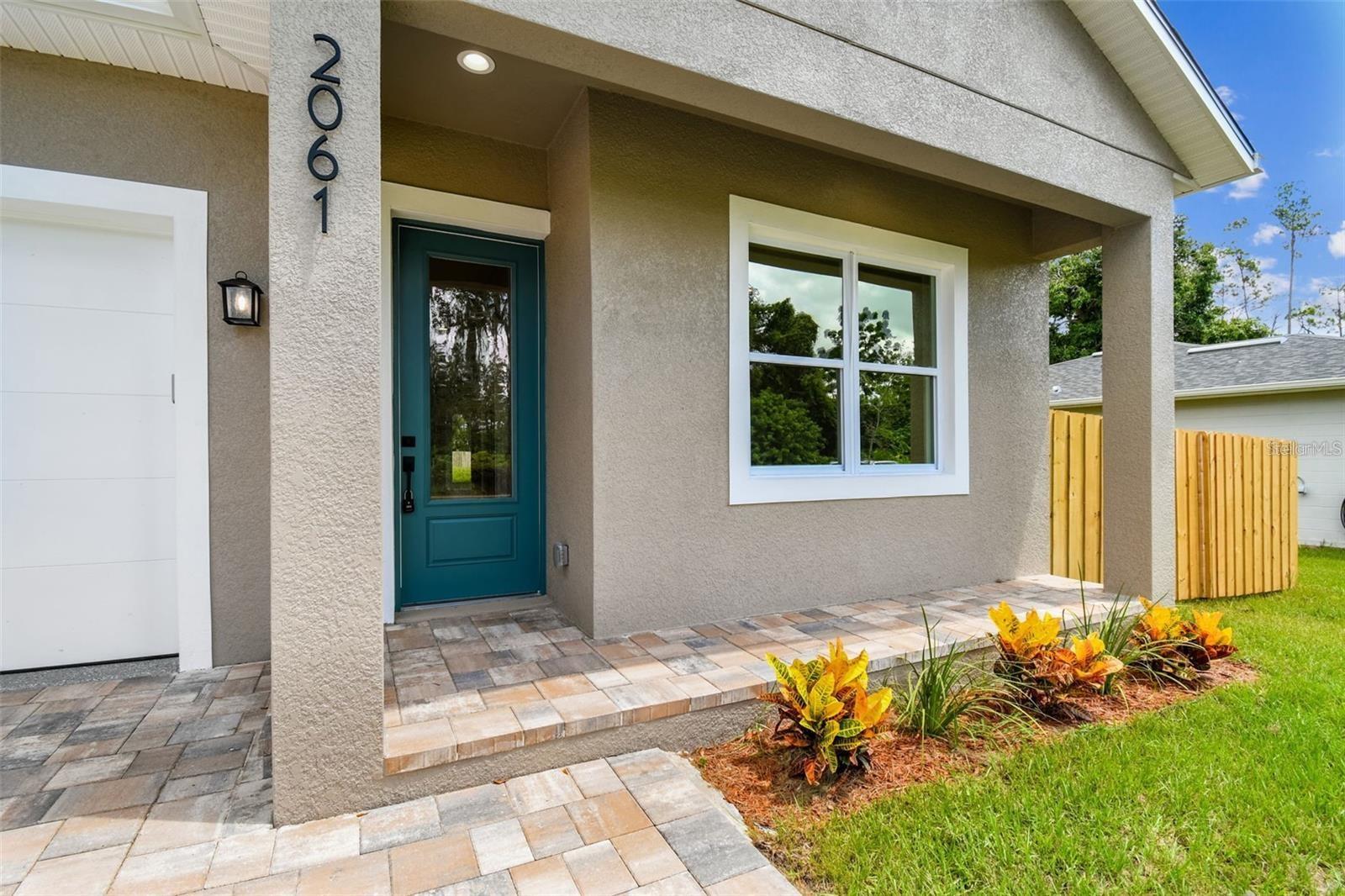 Image 2 of 26 For 2061 19th Avenue Sw