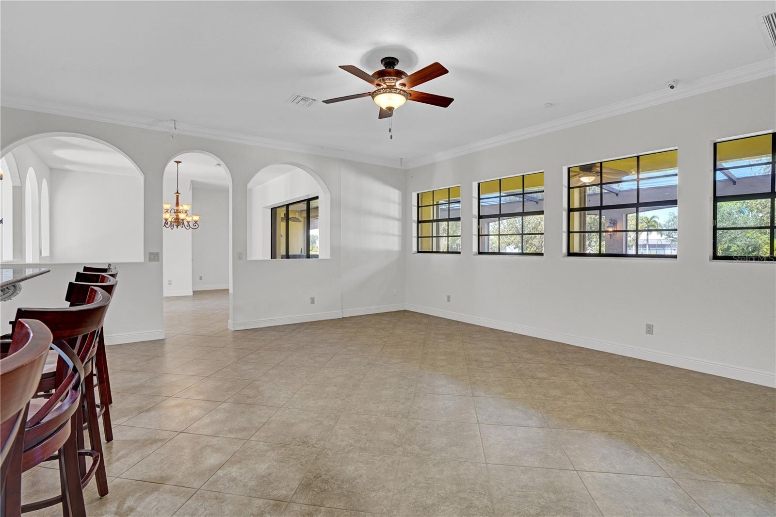 Image 13 of 72 For 5811 Blue Bonnet Court