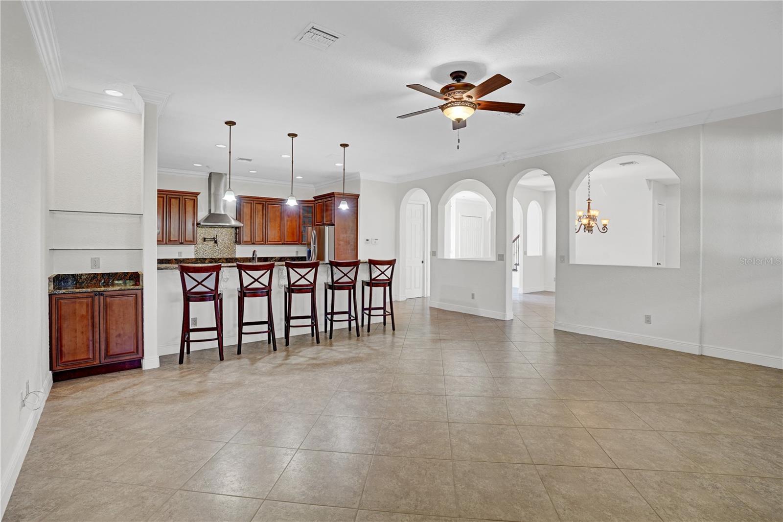 Image 14 of 72 For 5811 Blue Bonnet Court