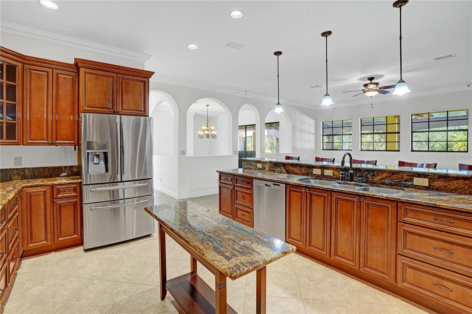 Image 18 of 72 For 5811 Blue Bonnet Court