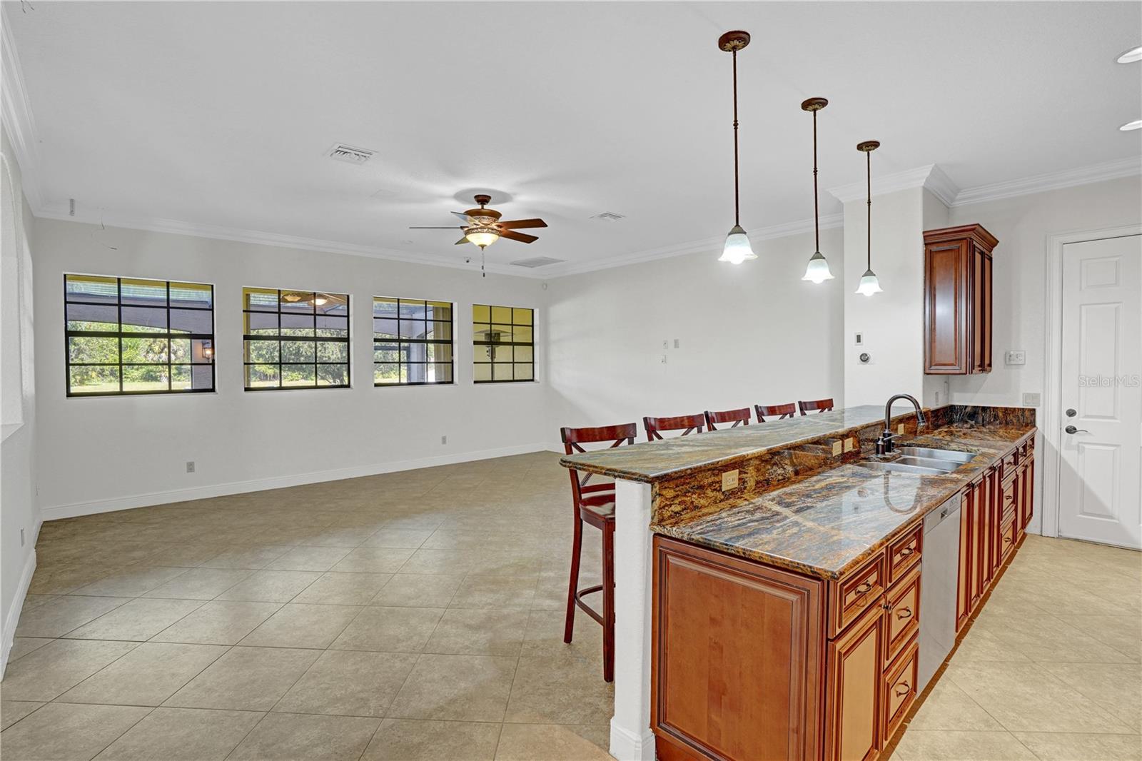 Image 19 of 72 For 5811 Blue Bonnet Court