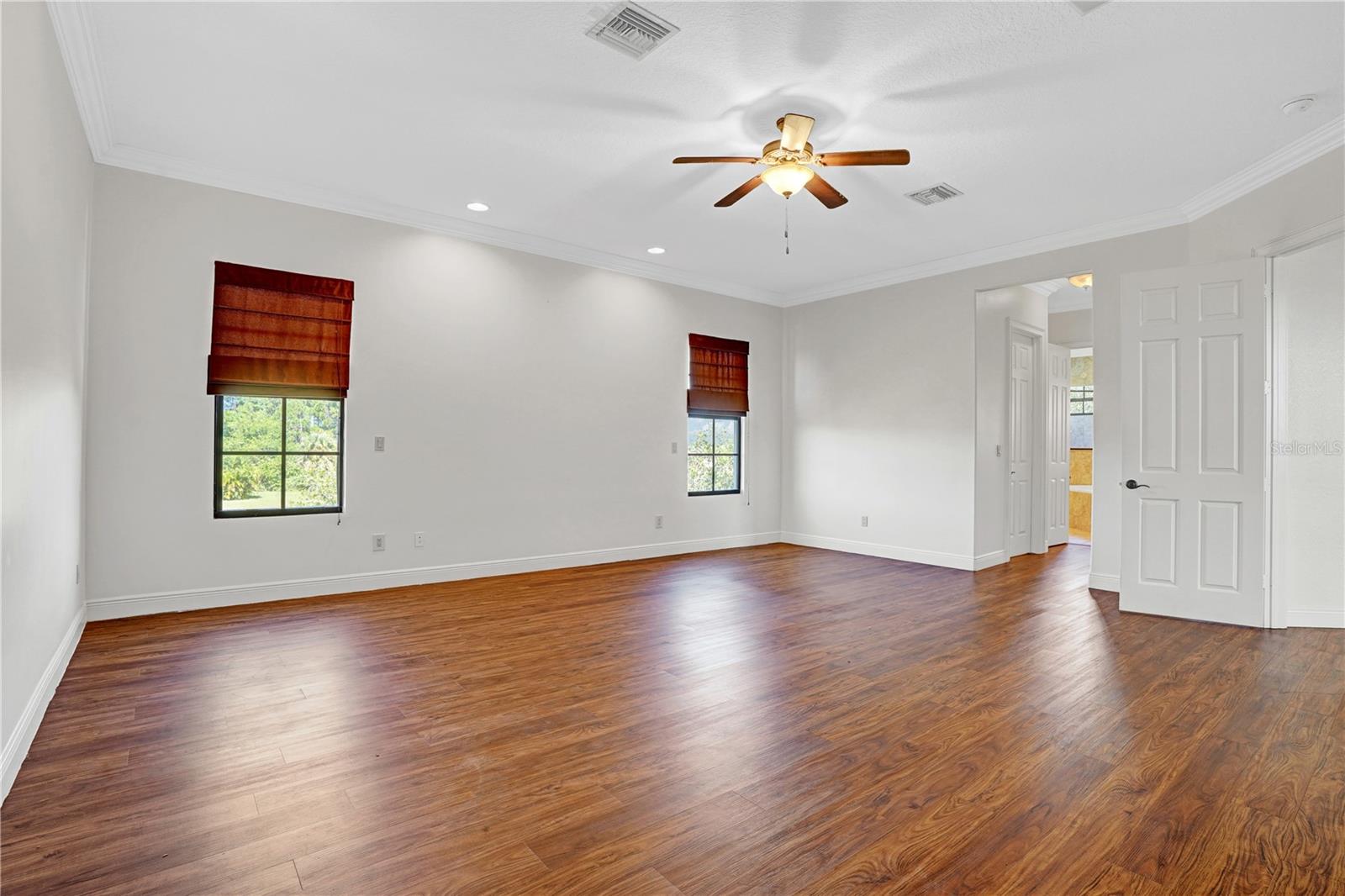 Image 33 of 72 For 5811 Blue Bonnet Court