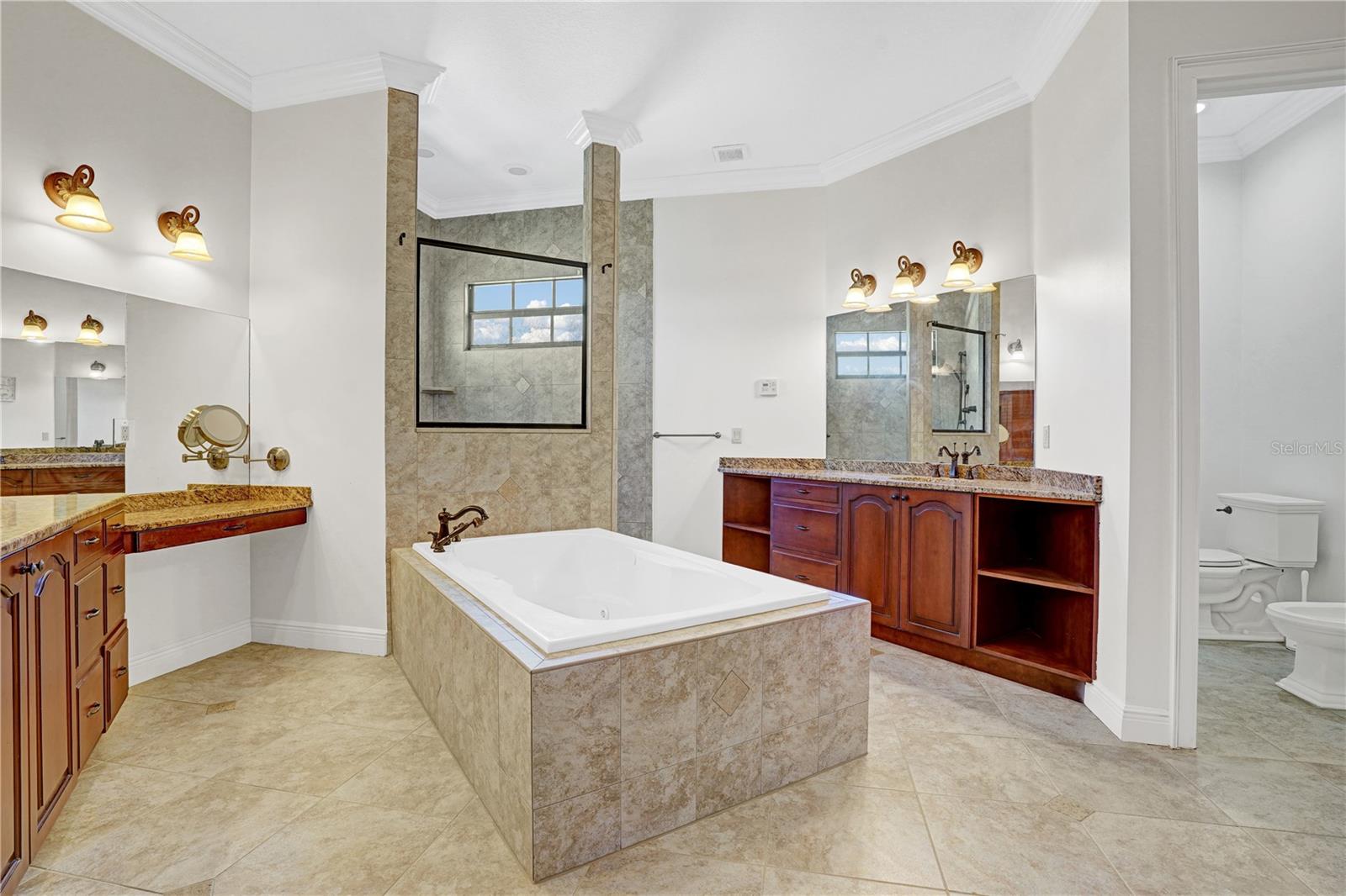 Image 38 of 72 For 5811 Blue Bonnet Court