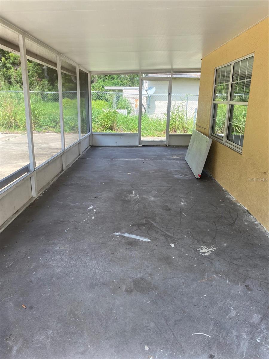 Image 5 of 10 For 10 Semoran Boulevard