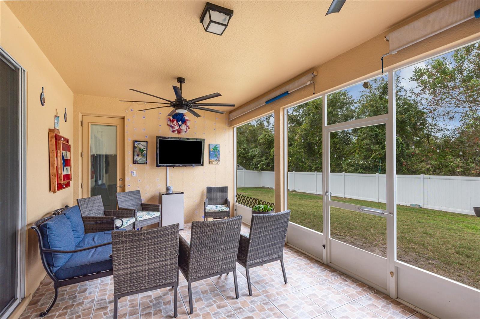 Image 23 of 28 For 1421 Daystar Lane