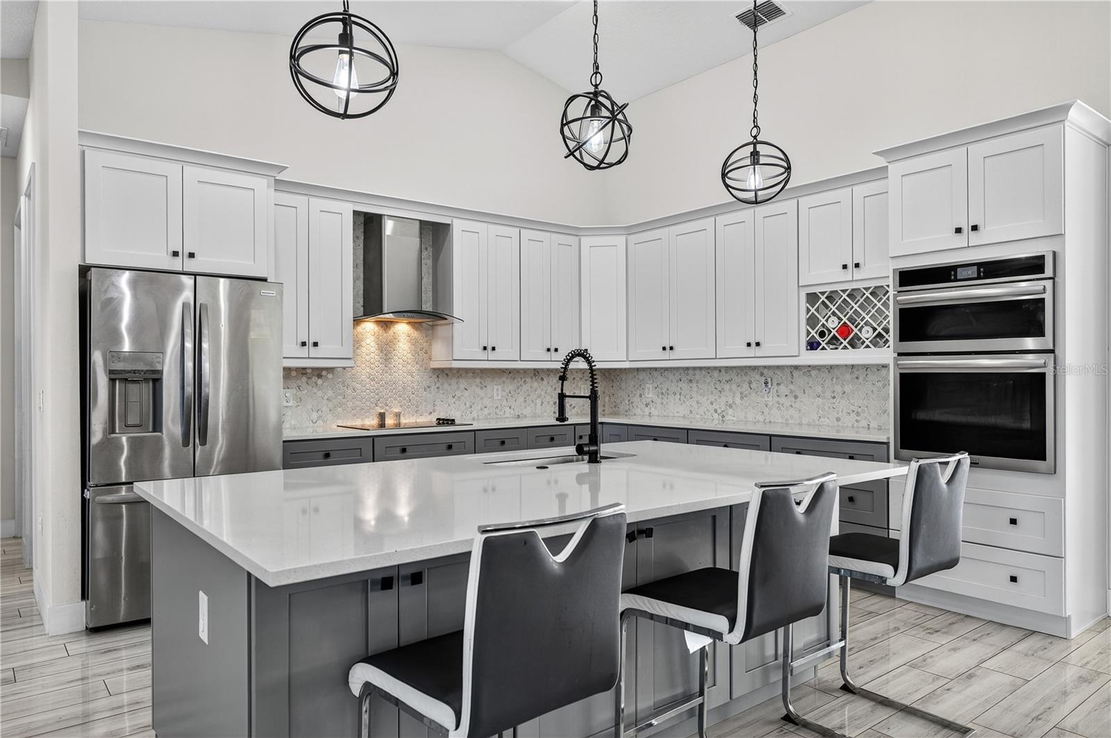 Image 29 of 63 For 18721 Seaview Street