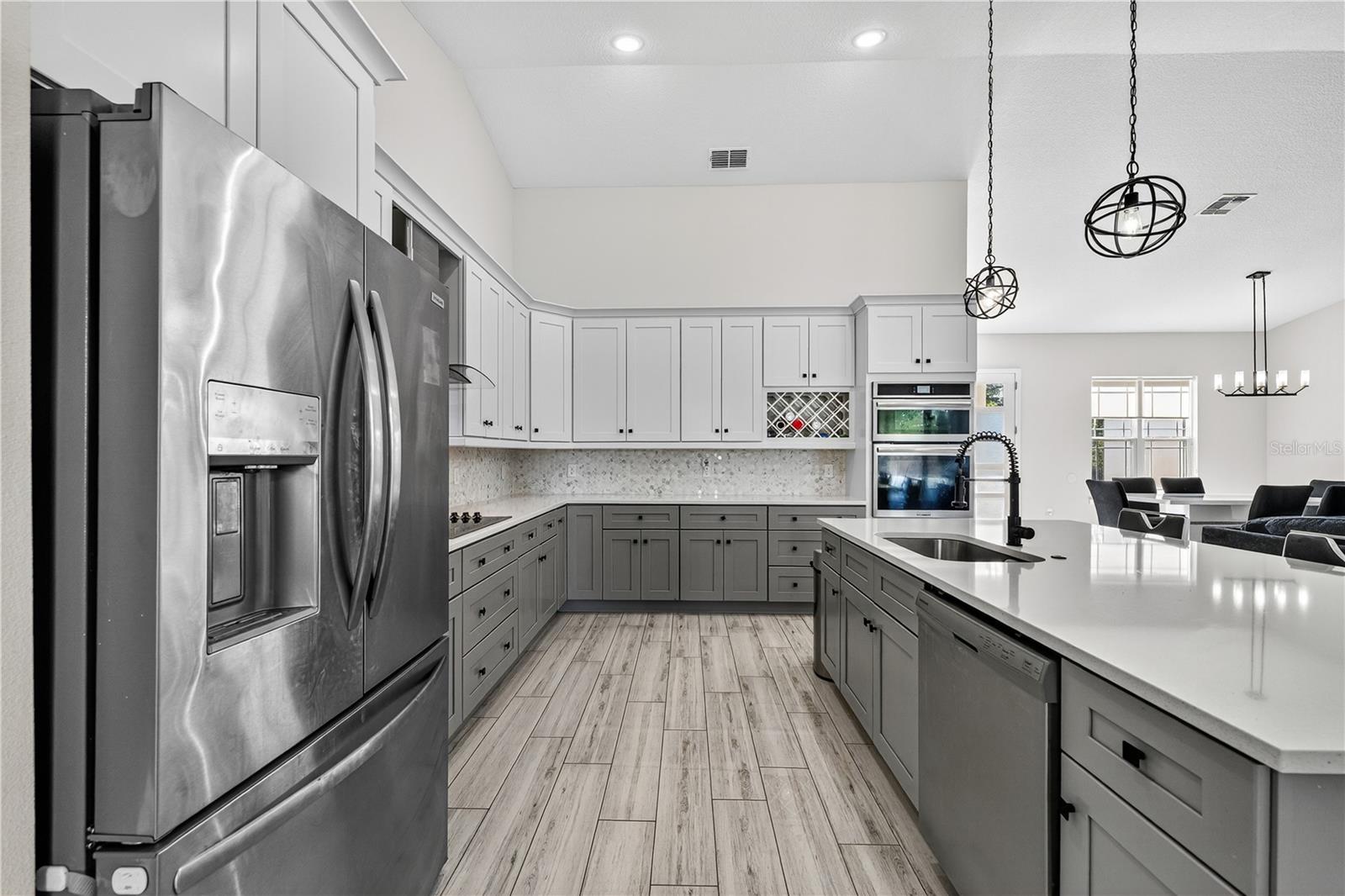 Image 31 of 63 For 18721 Seaview Street