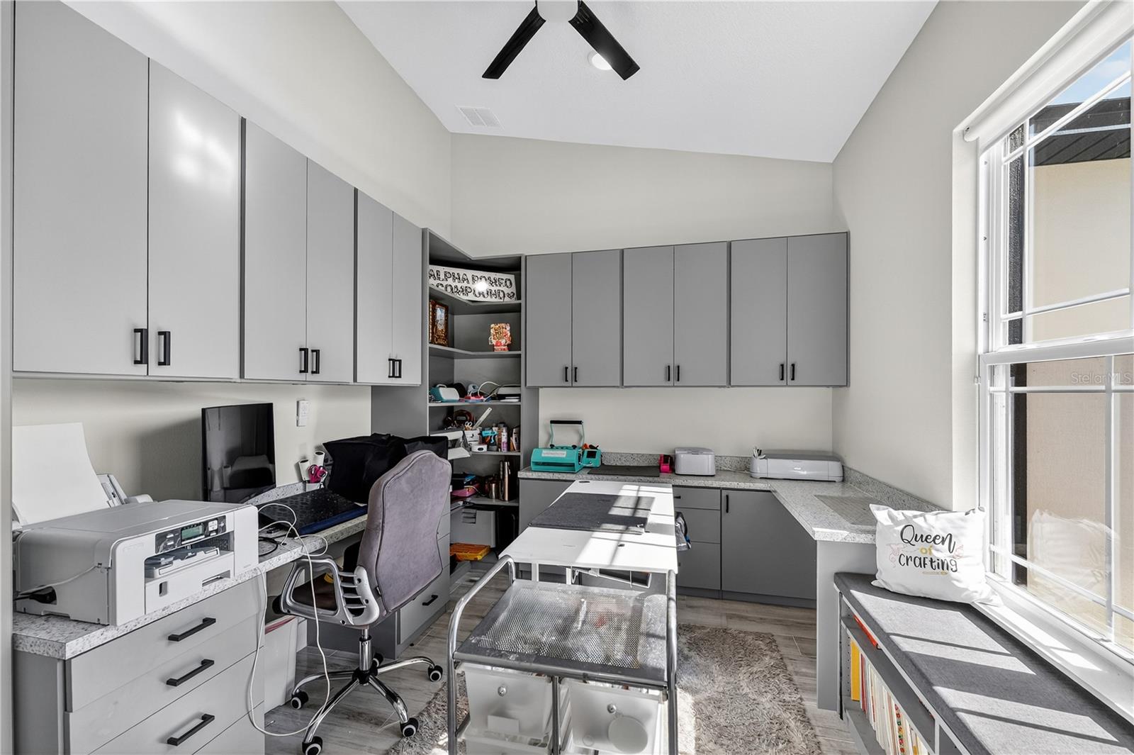 Image 37 of 63 For 18721 Seaview Street