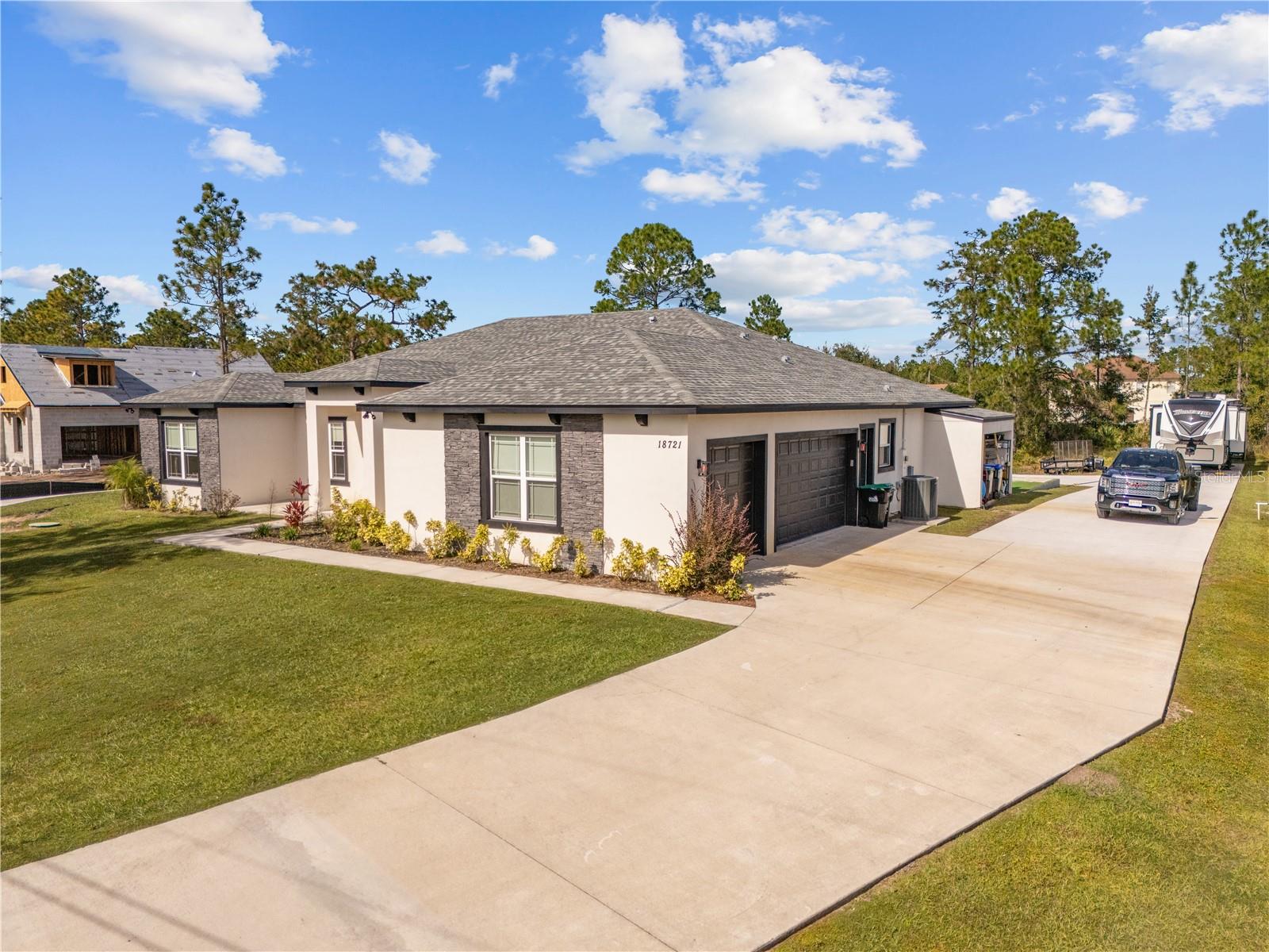 Image 5 of 63 For 18721 Seaview Street