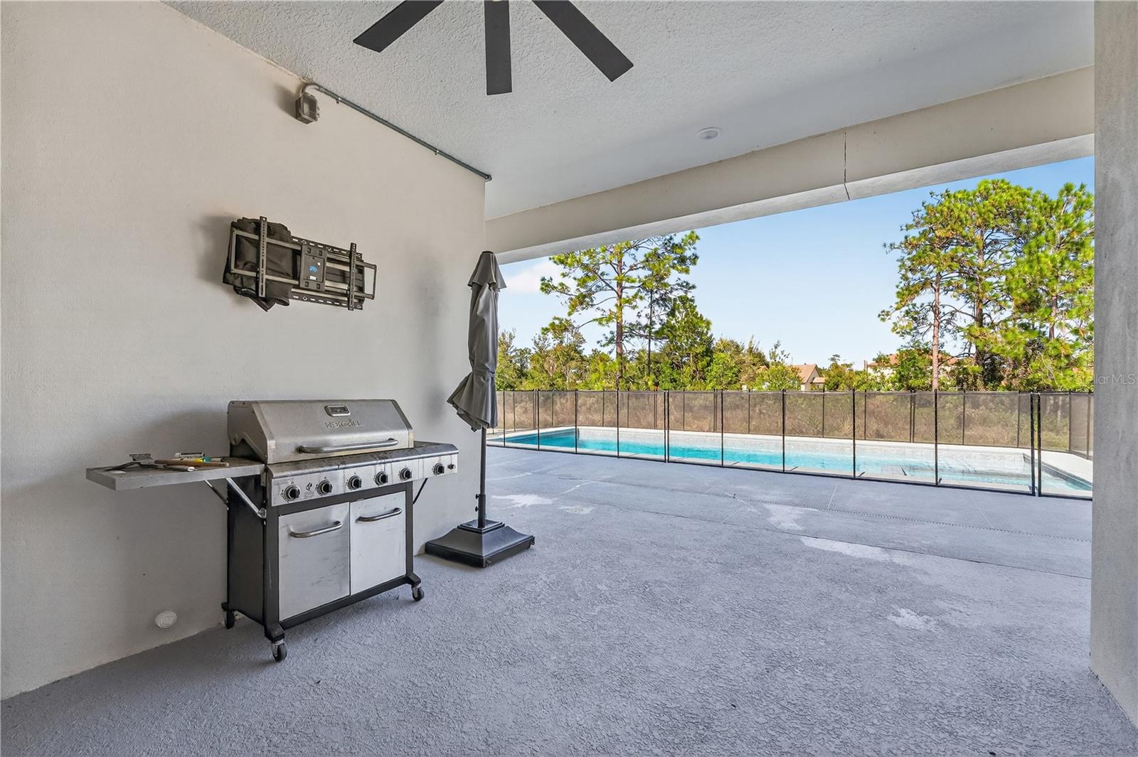 Image 56 of 63 For 18721 Seaview Street