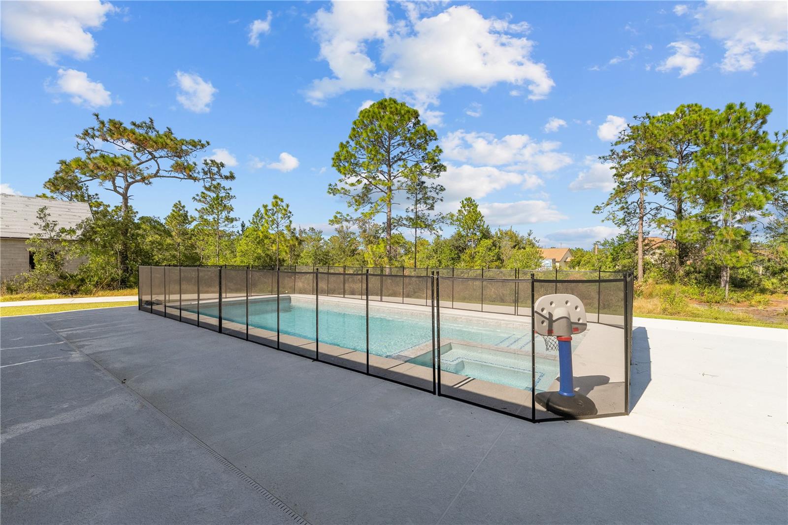 Image 58 of 63 For 18721 Seaview Street