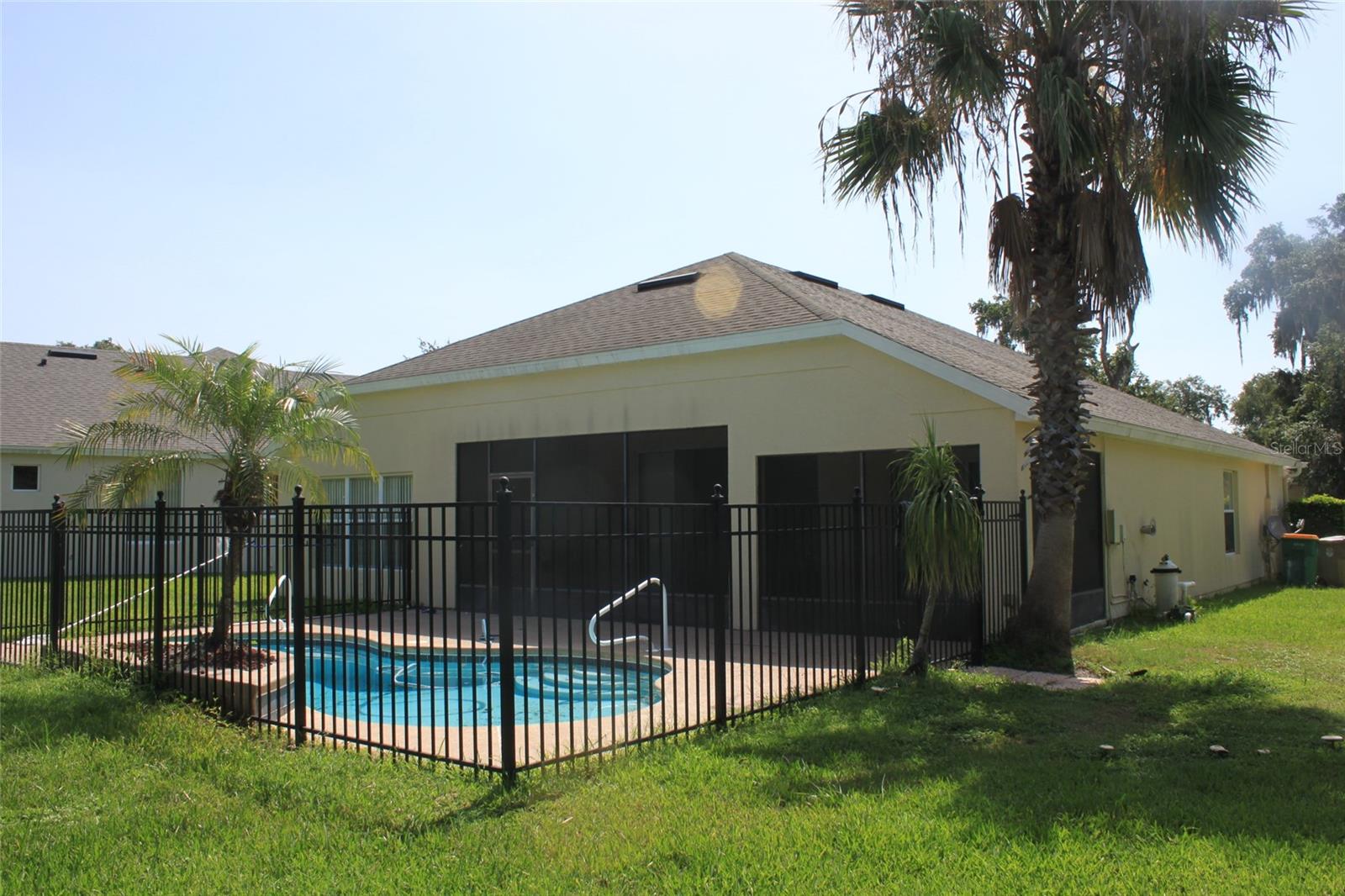 Image 3 of 12 For 2171 Granger Avenue