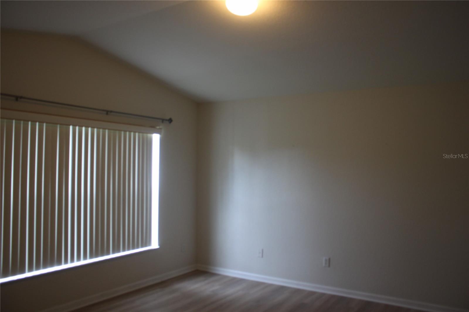 Image 6 of 12 For 2171 Granger Avenue