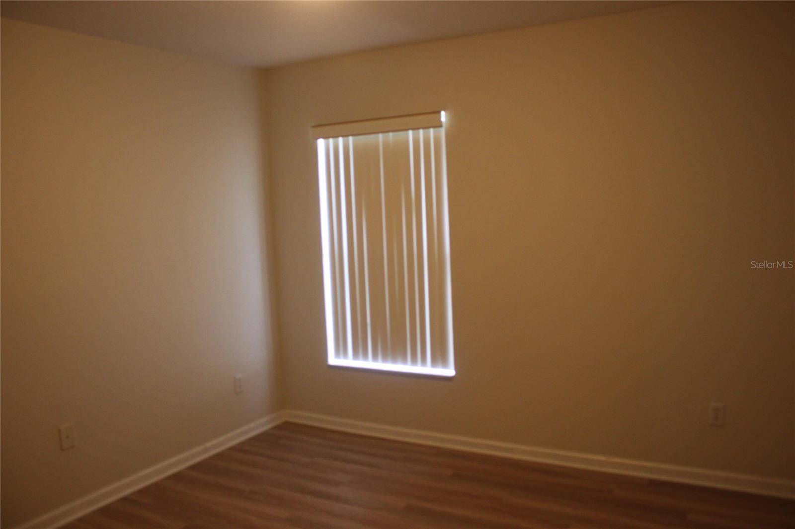 Image 7 of 12 For 2171 Granger Avenue