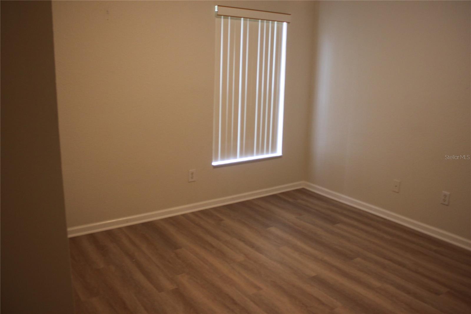 Image 8 of 12 For 2171 Granger Avenue