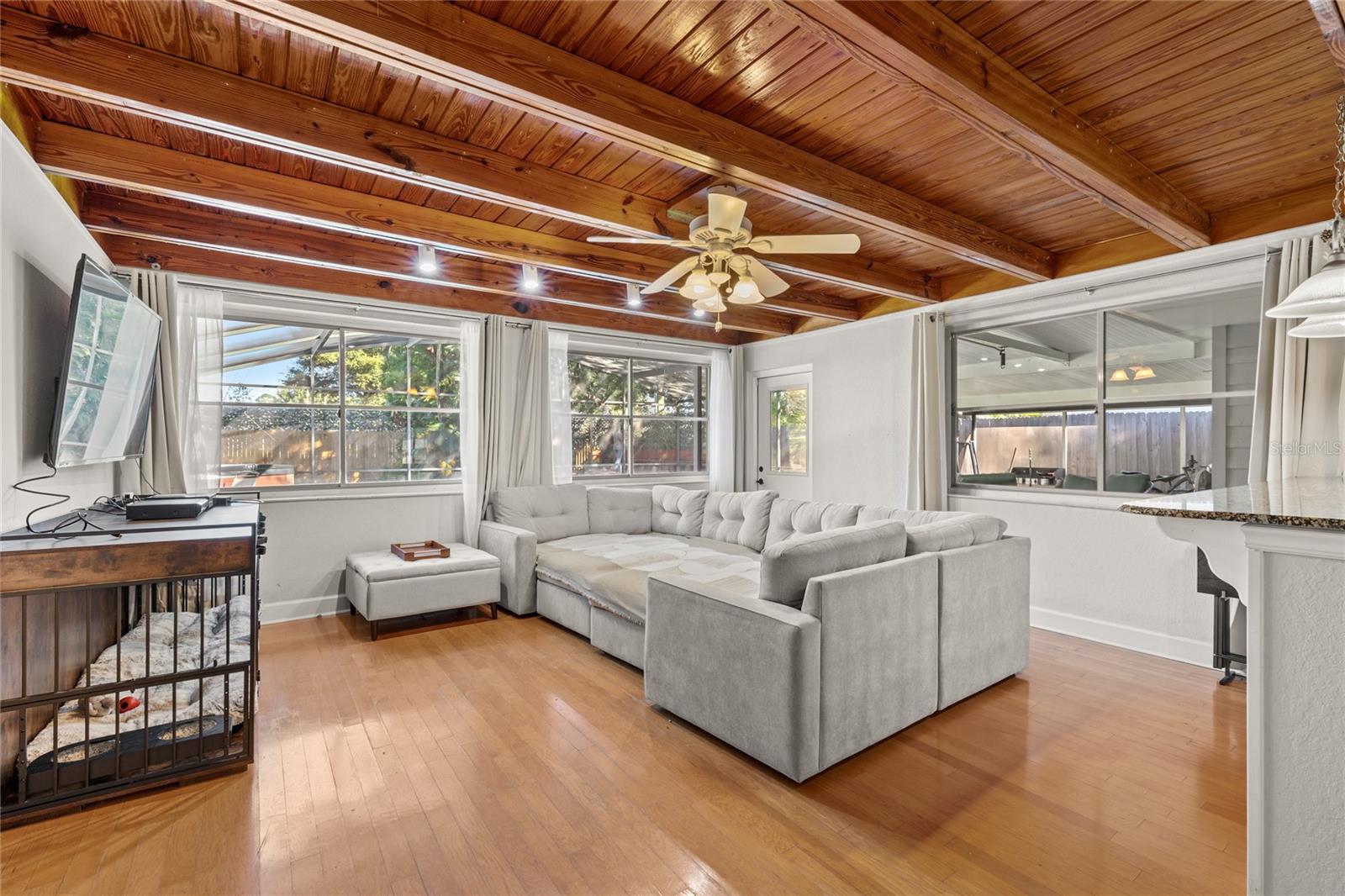 Image 11 of 38 For 807 Silver Drive