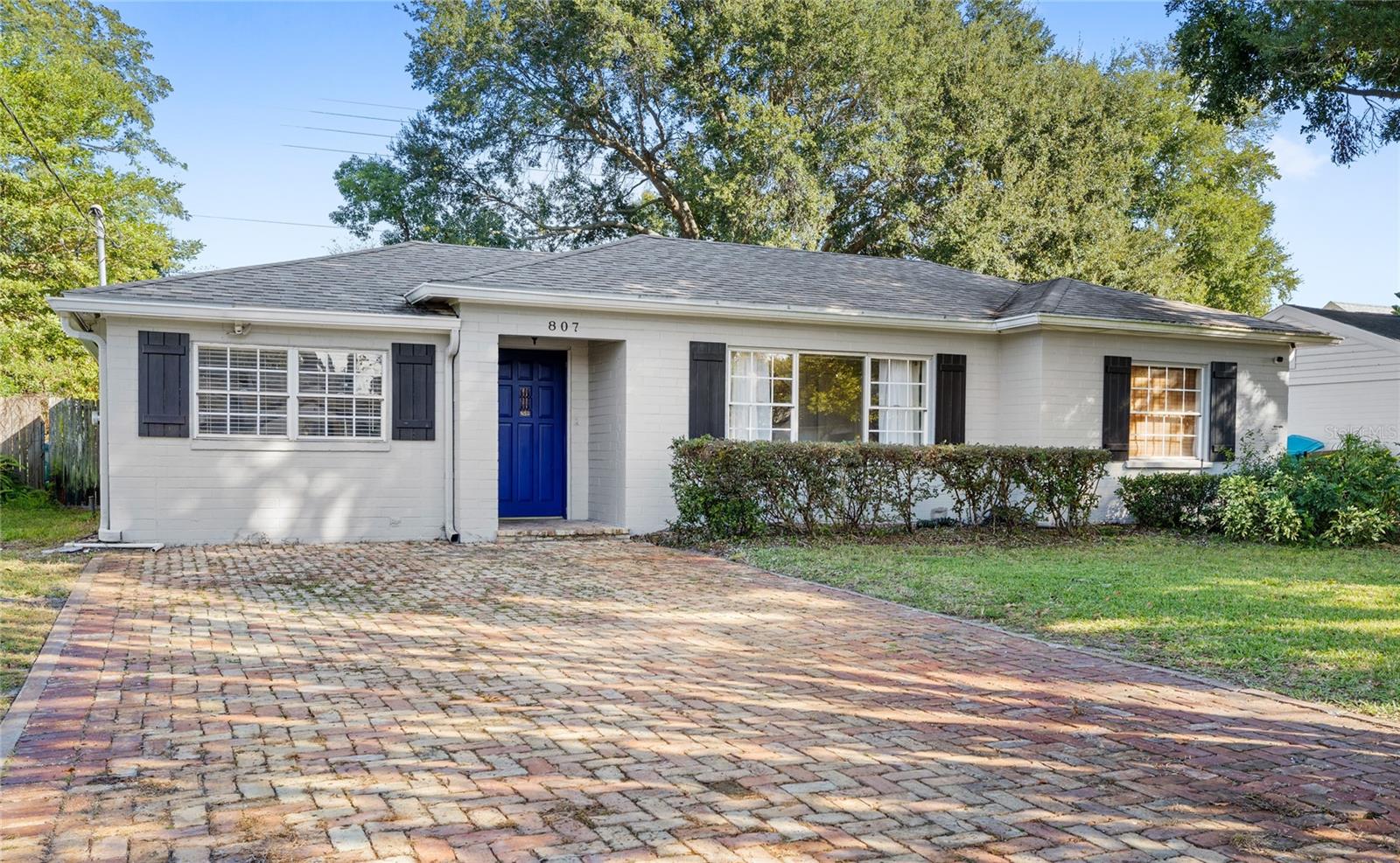 Image 2 of 38 For 807 Silver Drive