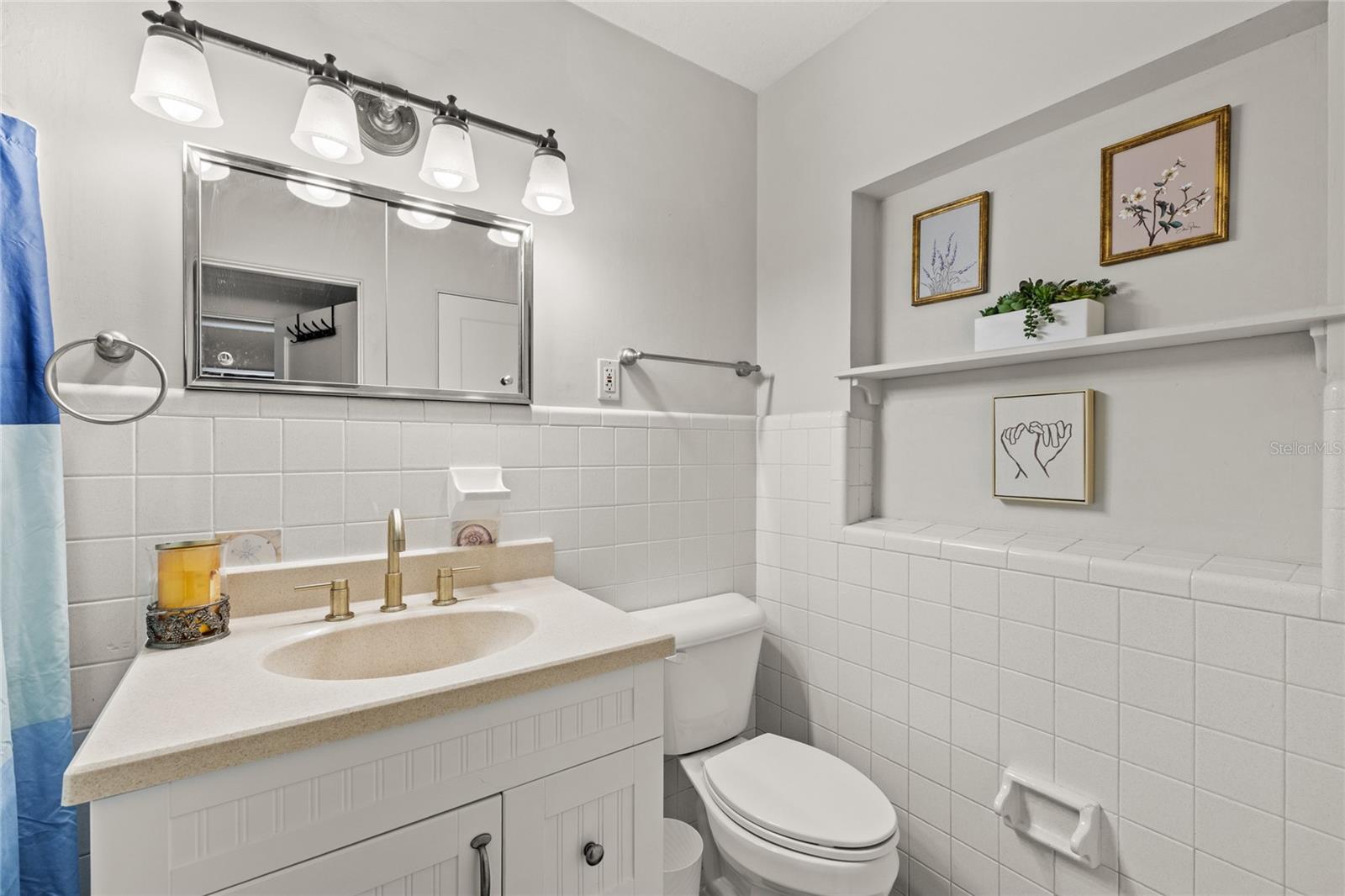 Image 23 of 38 For 807 Silver Drive