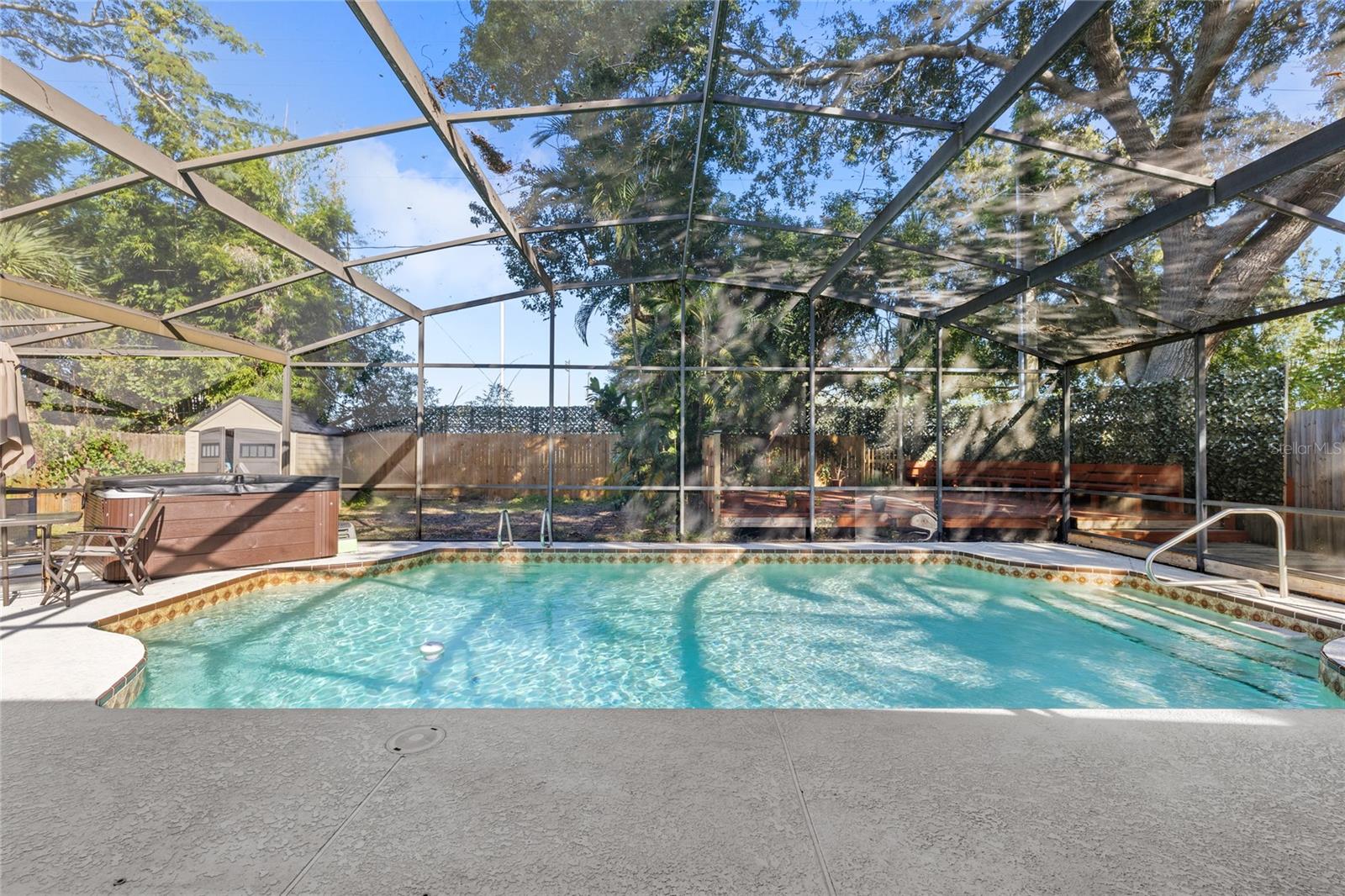 Image 28 of 38 For 807 Silver Drive