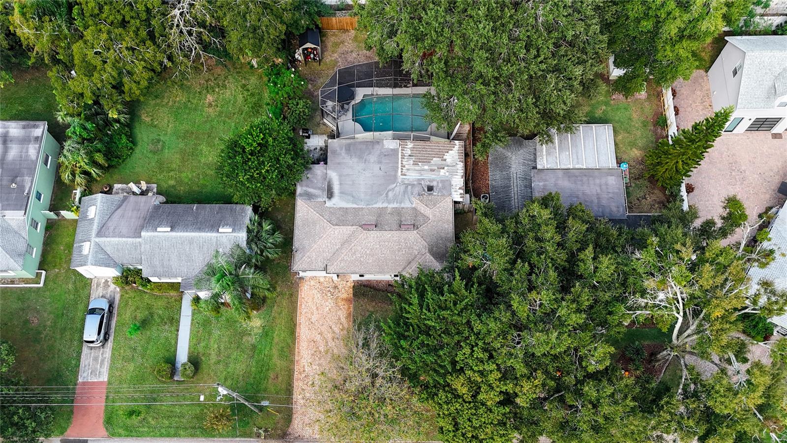 Image 31 of 38 For 807 Silver Drive