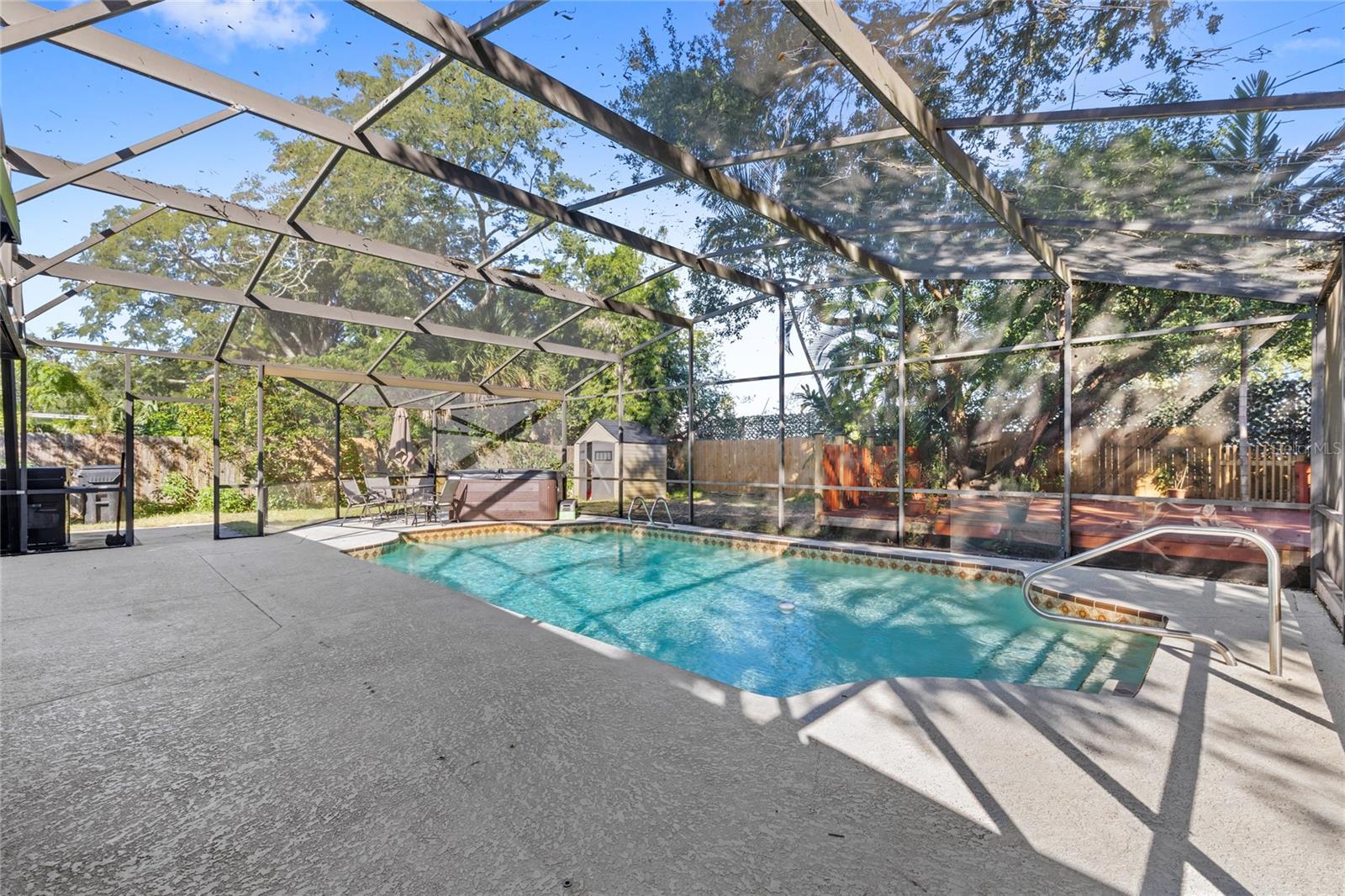 Image 4 of 38 For 807 Silver Drive