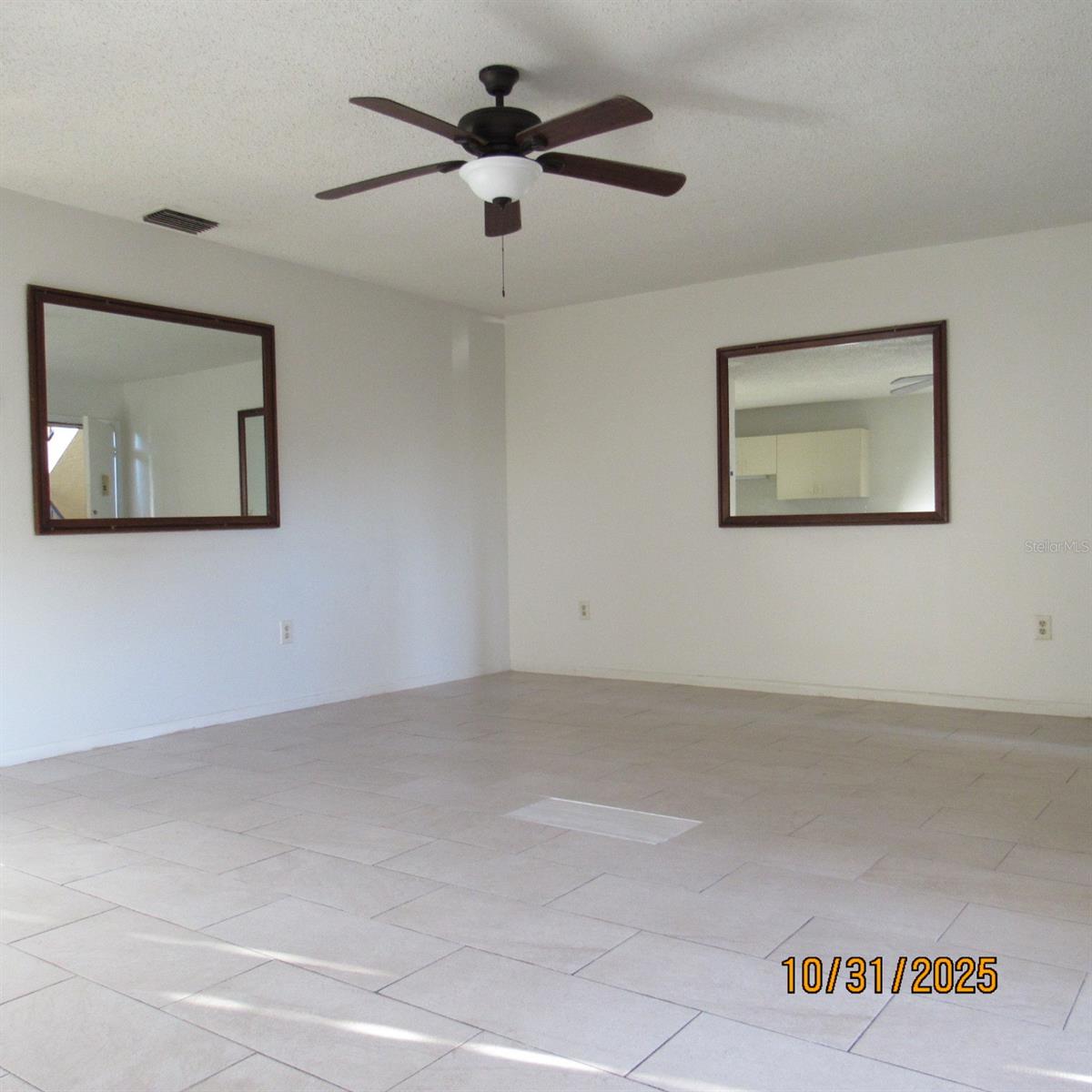 Image 3 of 12 For 2050 Oleander Boulevard 10-106