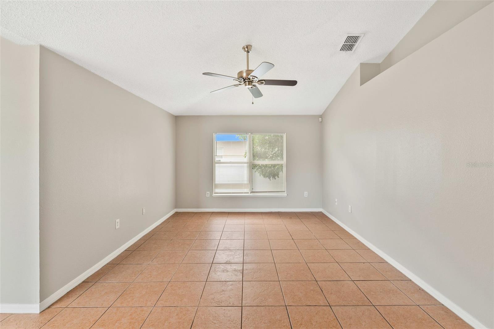 Image 33 of 61 For 120 Flatfish Court