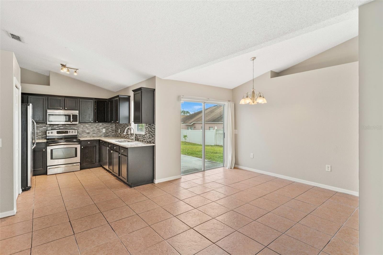 Image 36 of 61 For 120 Flatfish Court