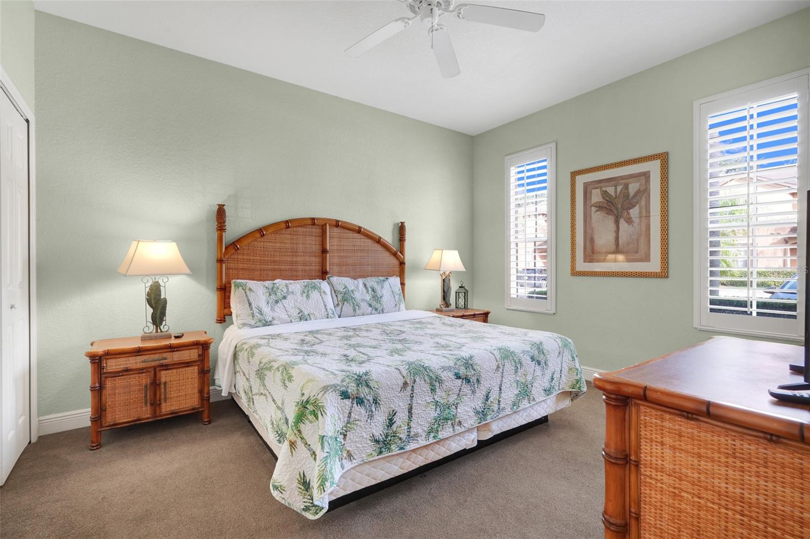 Image 11 of 32 For 3001 Calabria Avenue