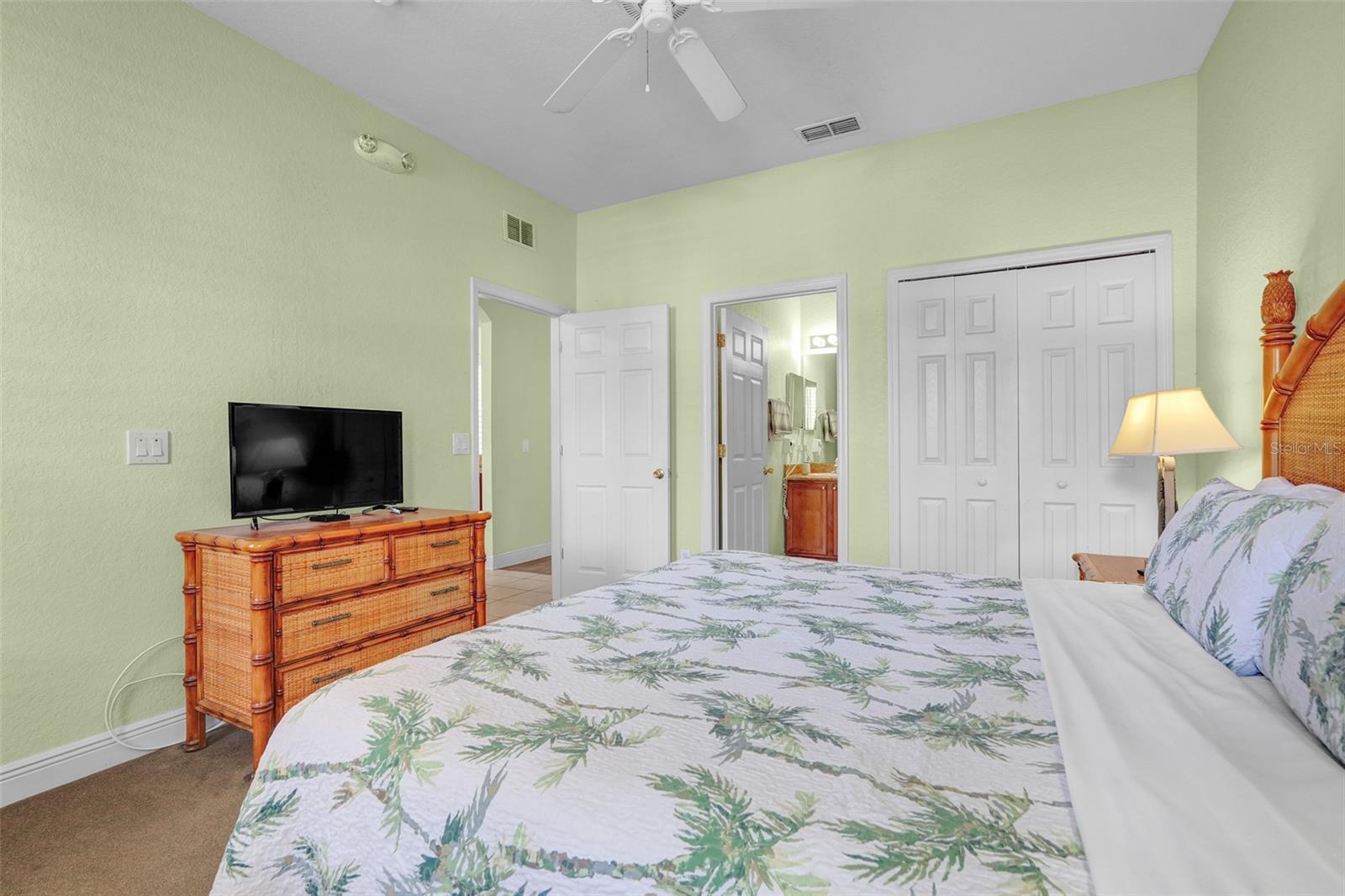 Image 12 of 32 For 3001 Calabria Avenue