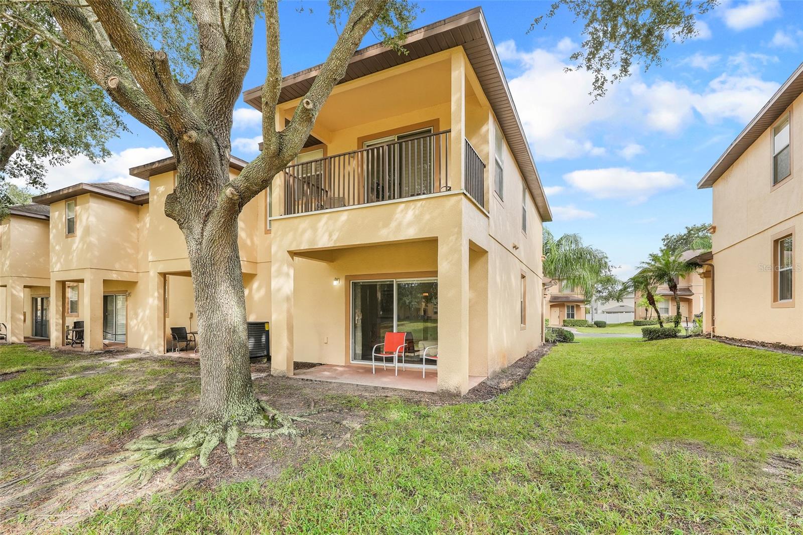 Image 25 of 32 For 3001 Calabria Avenue